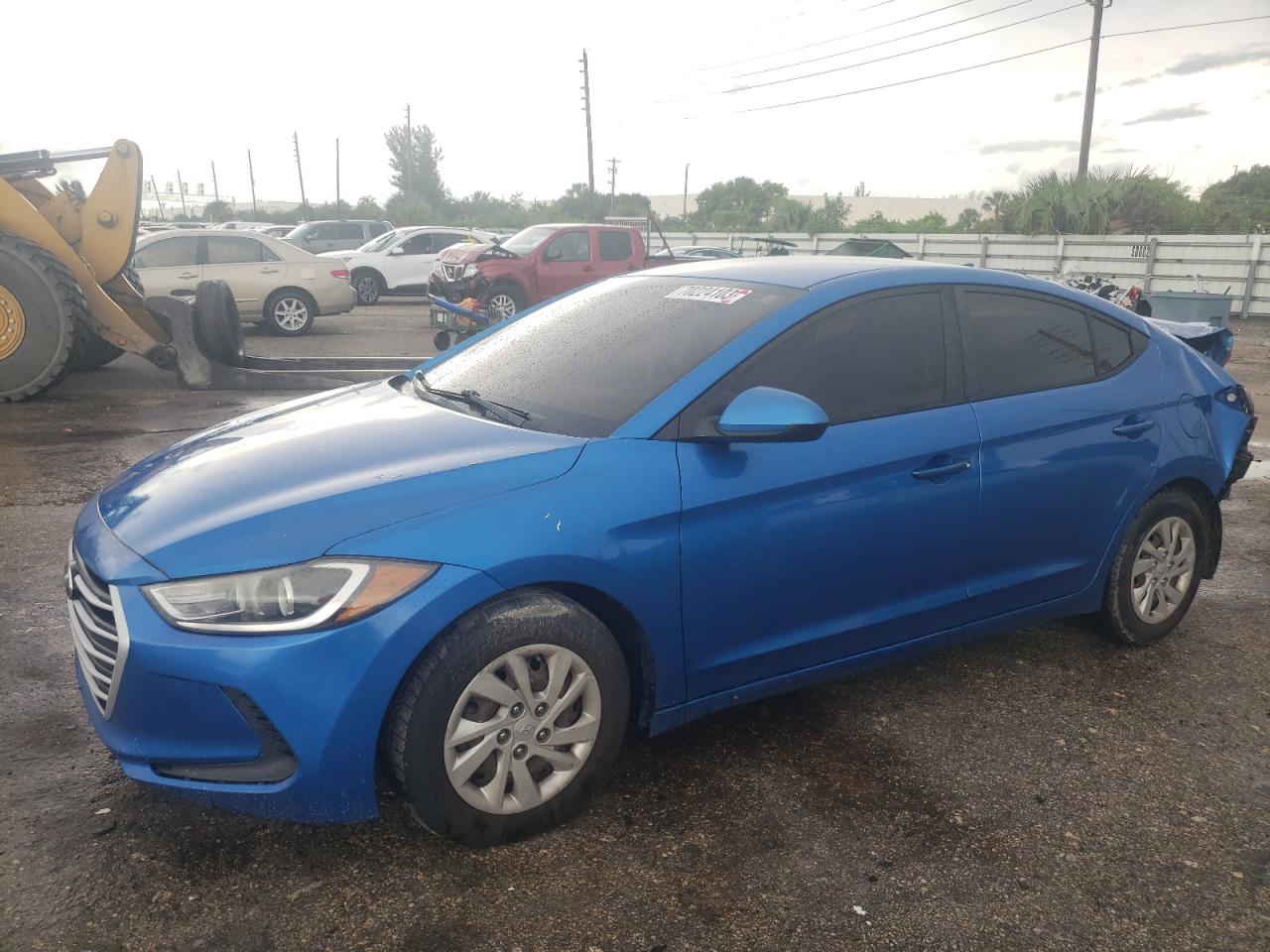 HYUNDAI ELANTRA 2017 kmhd74lf8hu078420