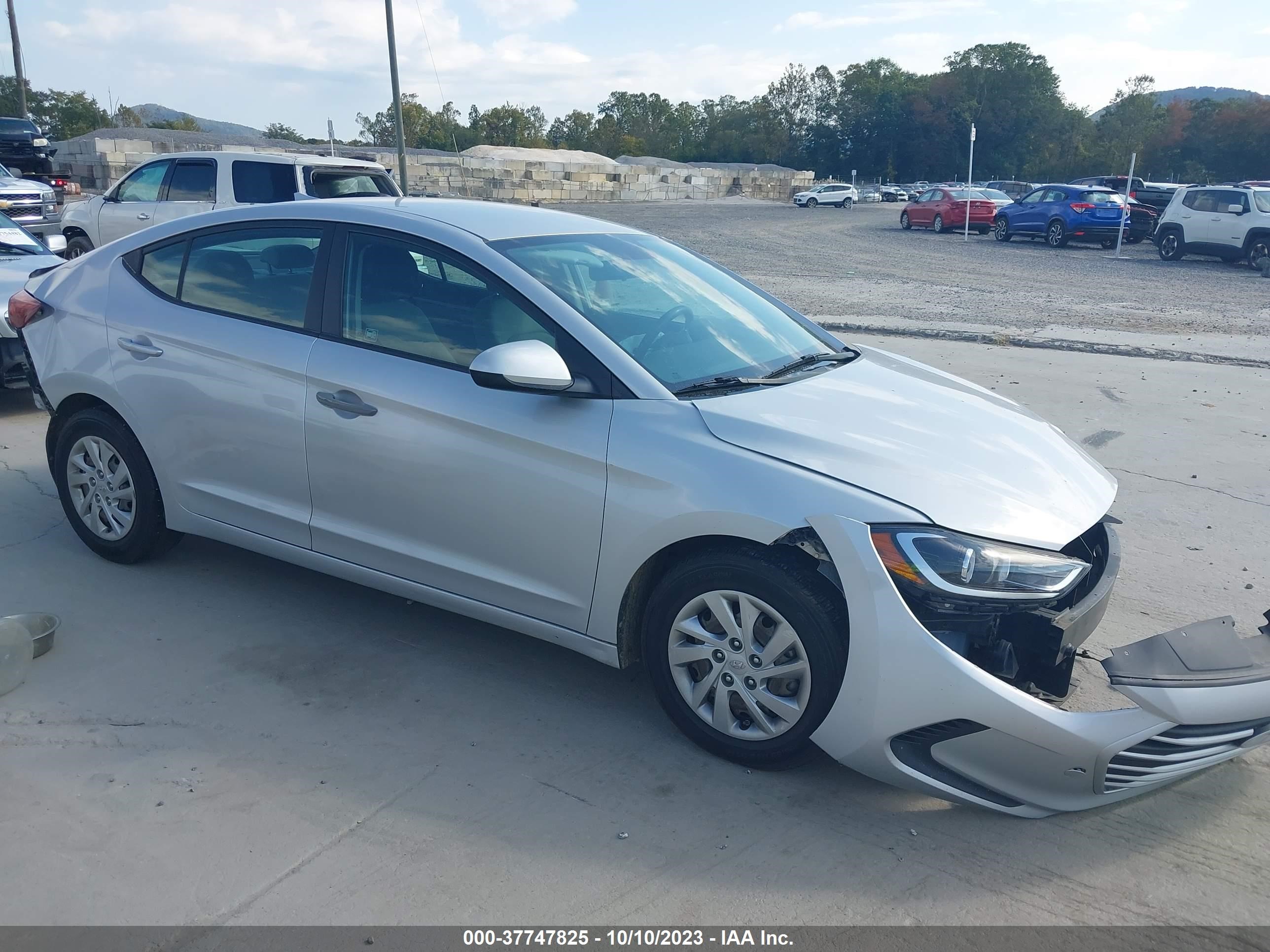 HYUNDAI ELANTRA 2017 kmhd74lf9hu095212