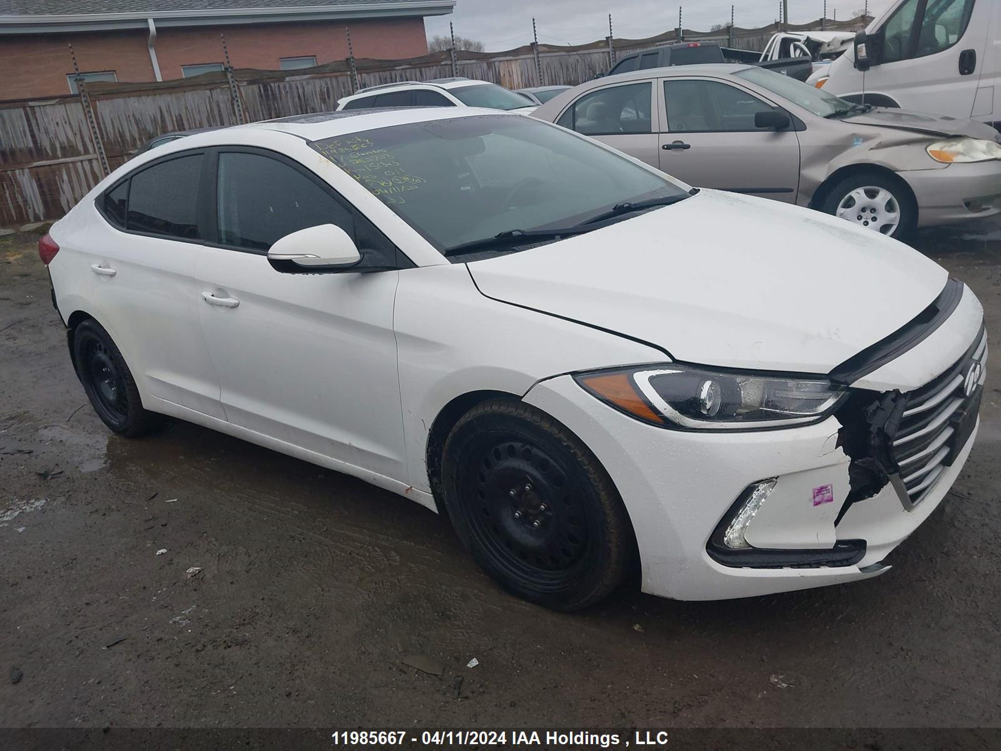 HYUNDAI ELANTRA 2017 kmhd84lf2hu252723