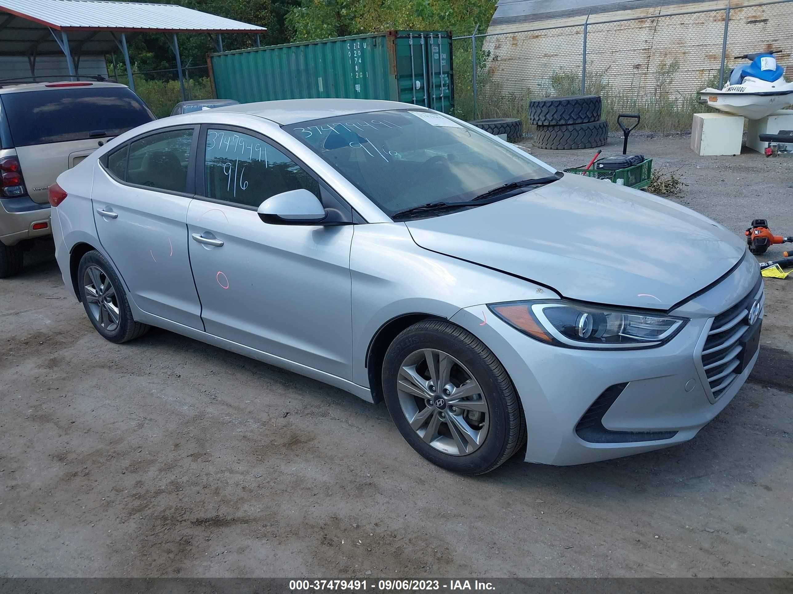 HYUNDAI ELANTRA 2018 kmhd84lf2ju610537