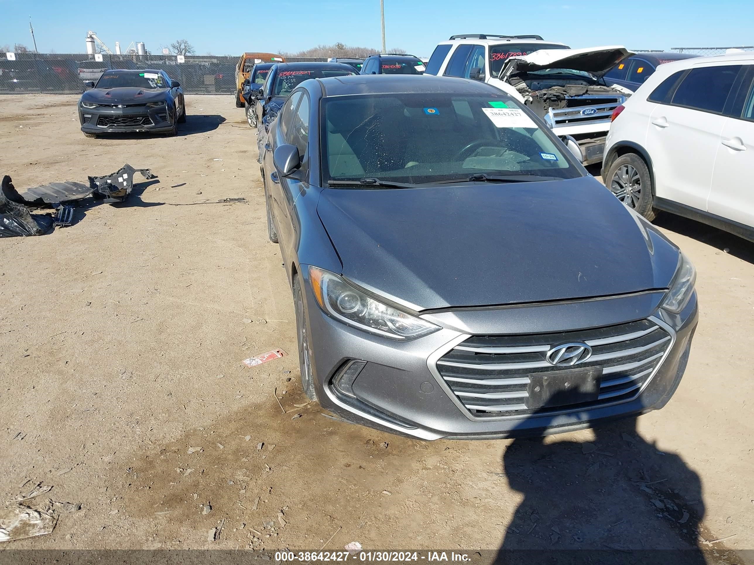 HYUNDAI ELANTRA 2018 kmhd84lf2ju628830