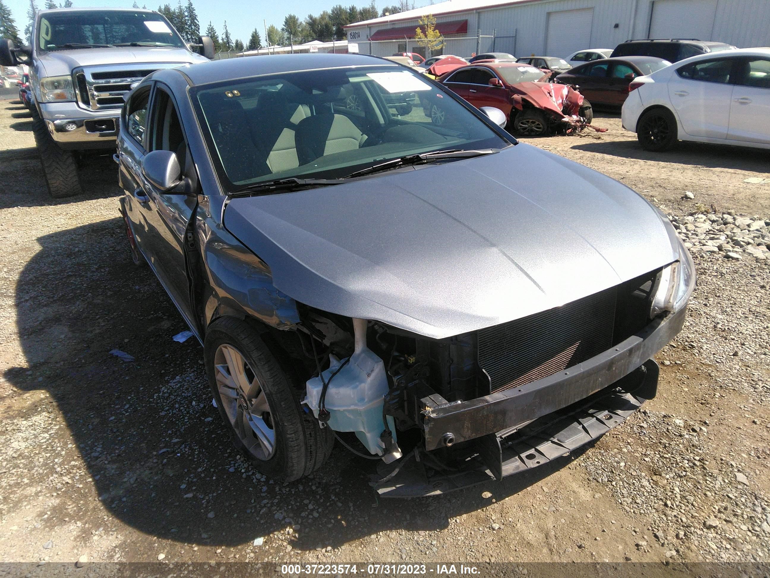 HYUNDAI ELANTRA 2019 kmhd84lf2ku736754