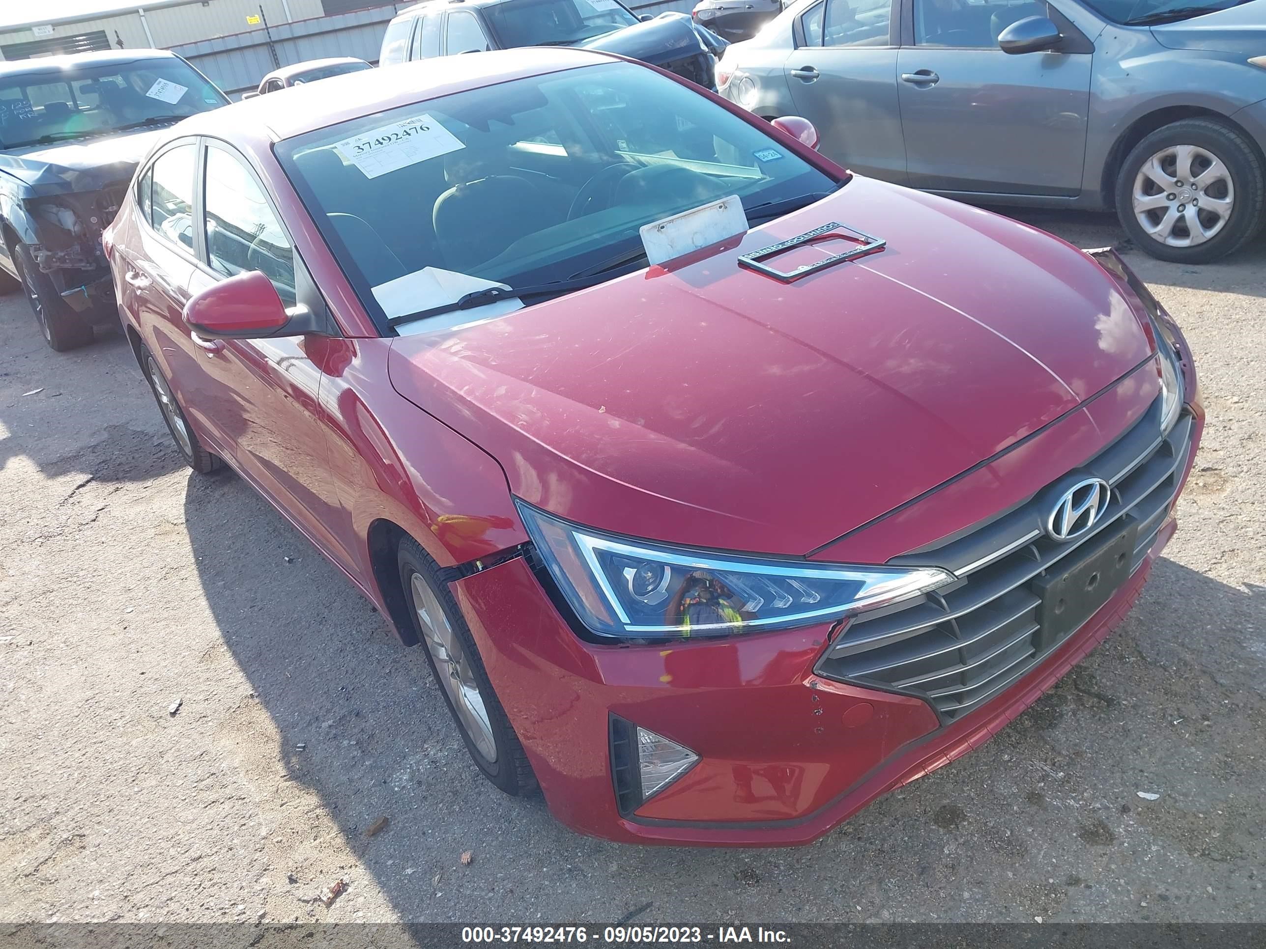 HYUNDAI ELANTRA 2018 kmhd84lf3ku737184