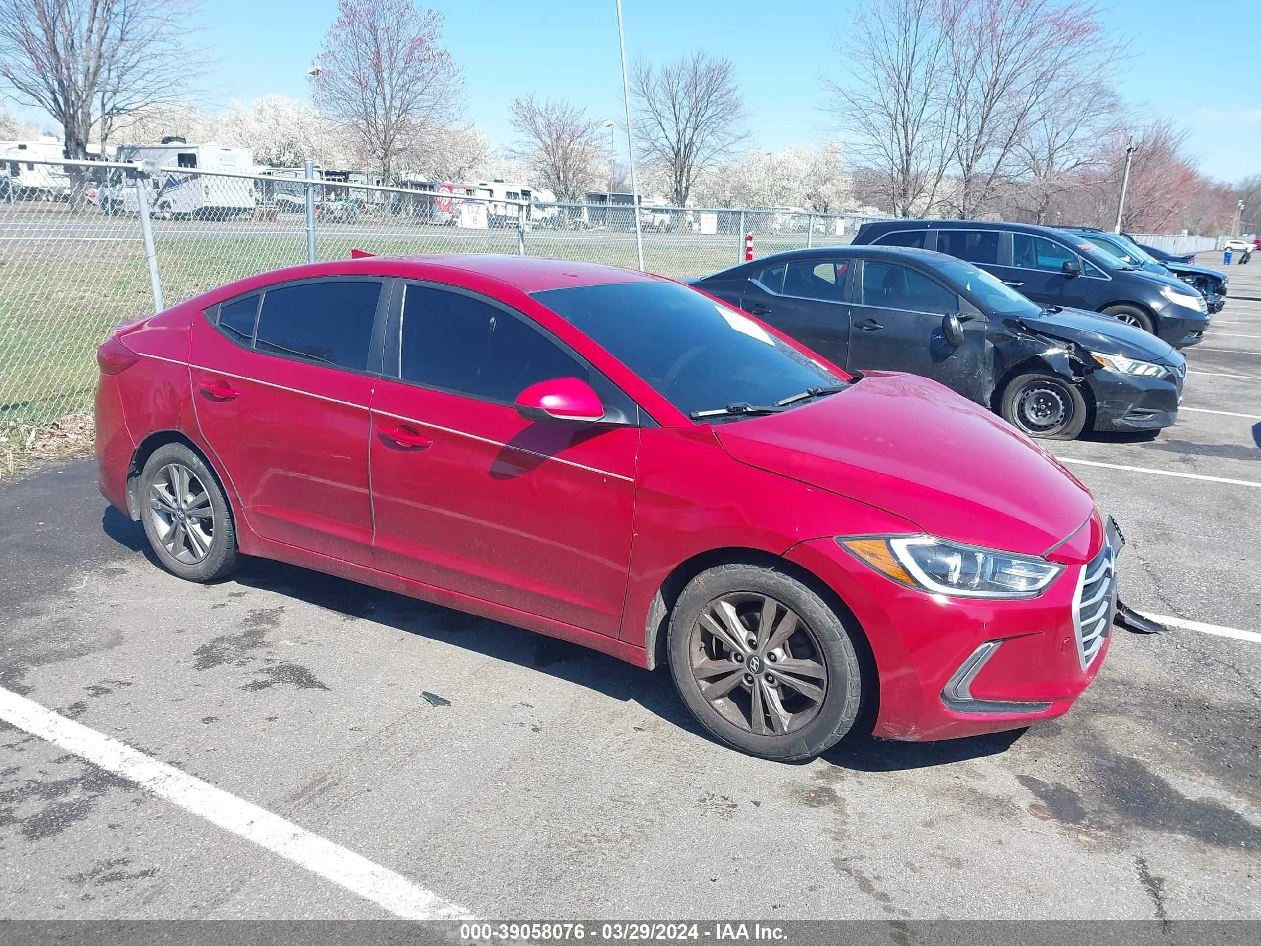 HYUNDAI ELANTRA 2017 kmhd84lf4hu195490