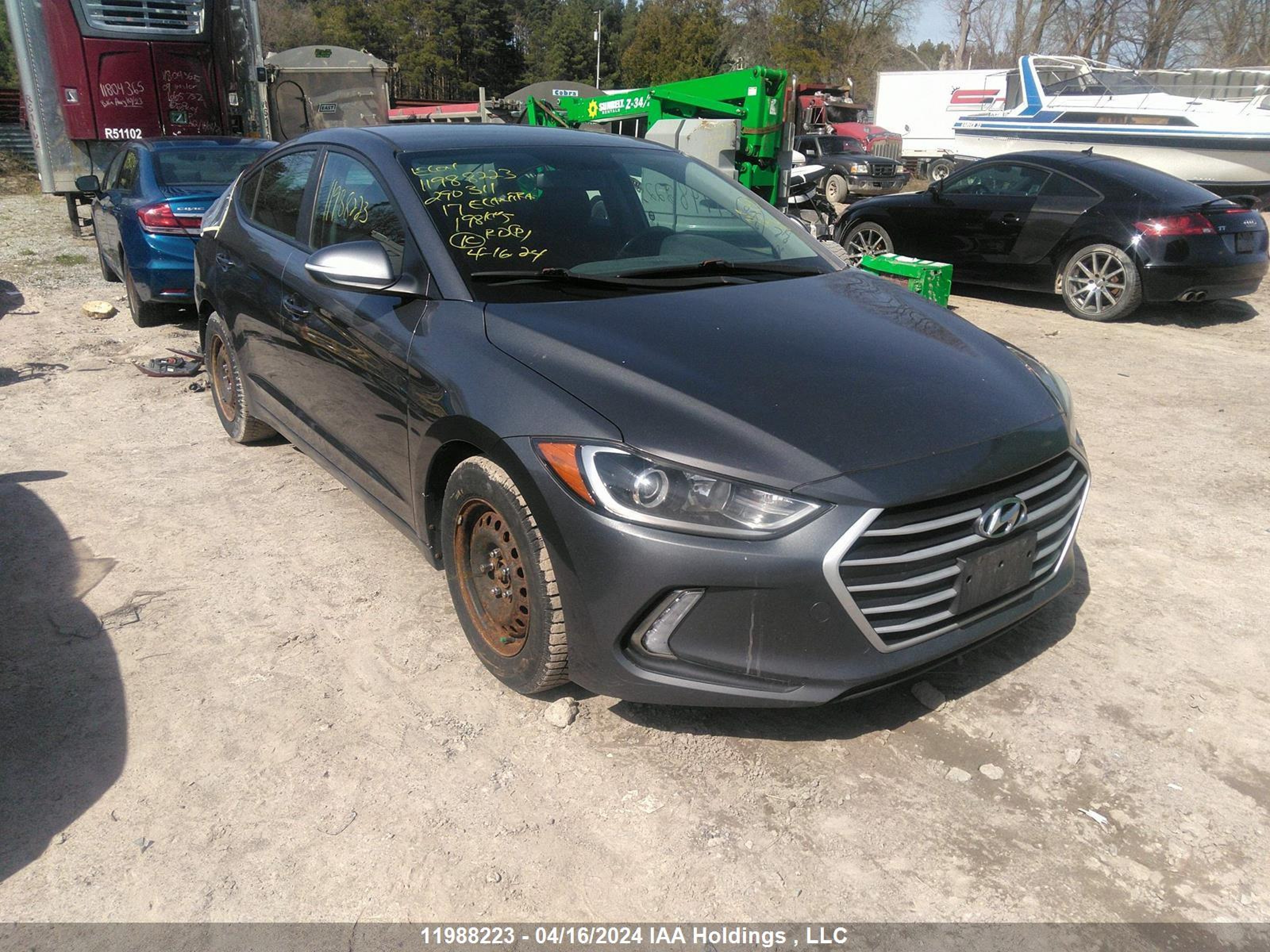 HYUNDAI ELANTRA 2017 kmhd84lf4hu290311