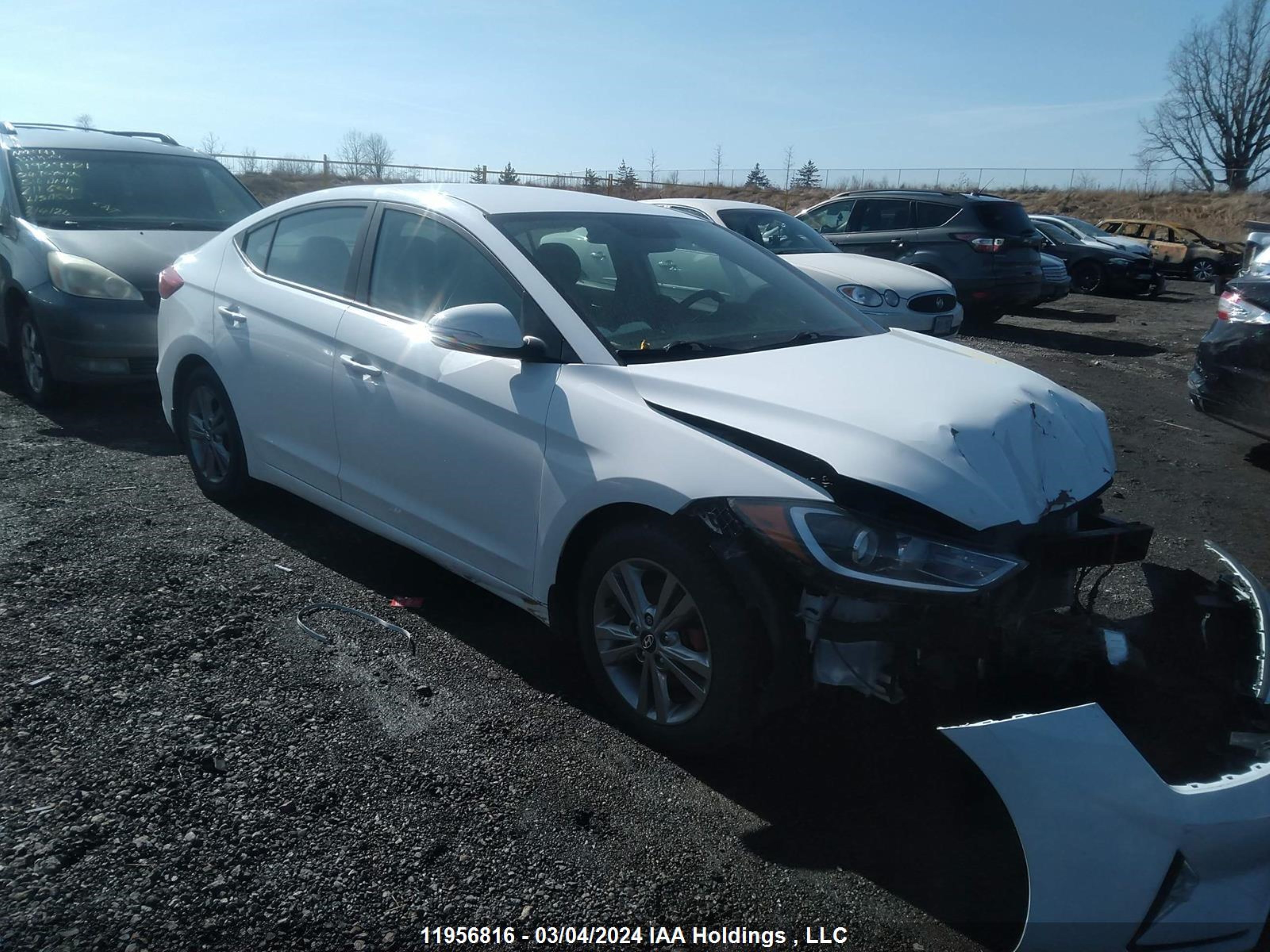 HYUNDAI ELANTRA 2017 kmhd84lf5hu182411