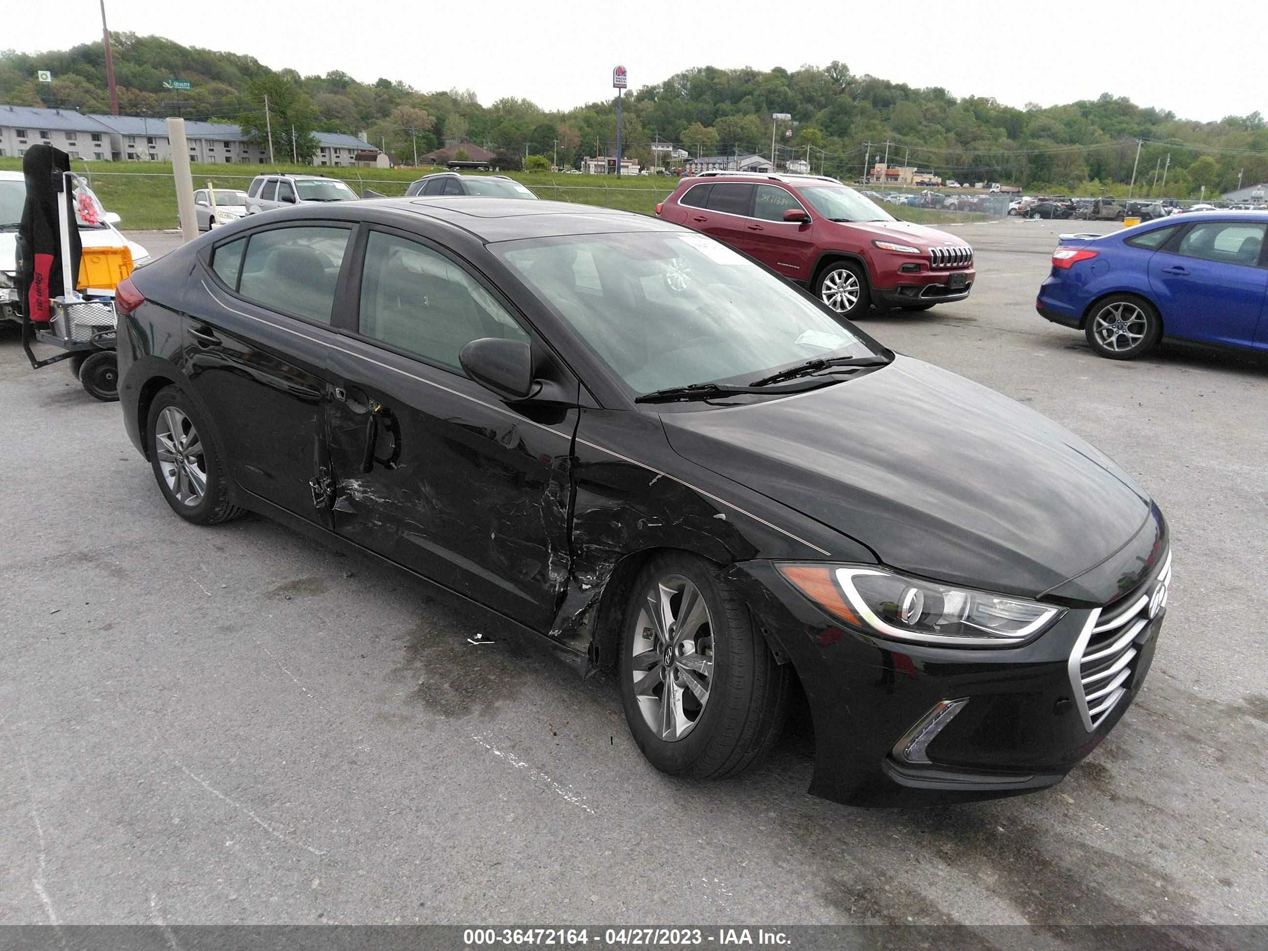 HYUNDAI ELANTRA 2017 kmhd84lf5hu340228