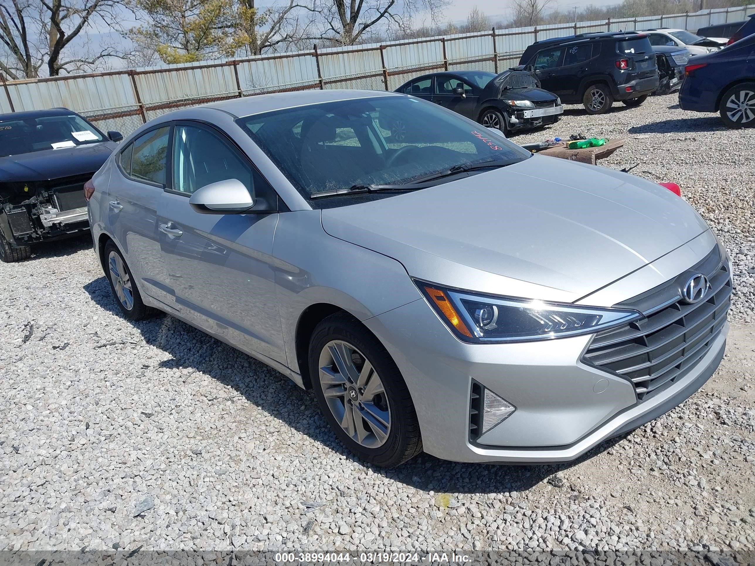 HYUNDAI ELANTRA 2019 kmhd84lf5ku837142