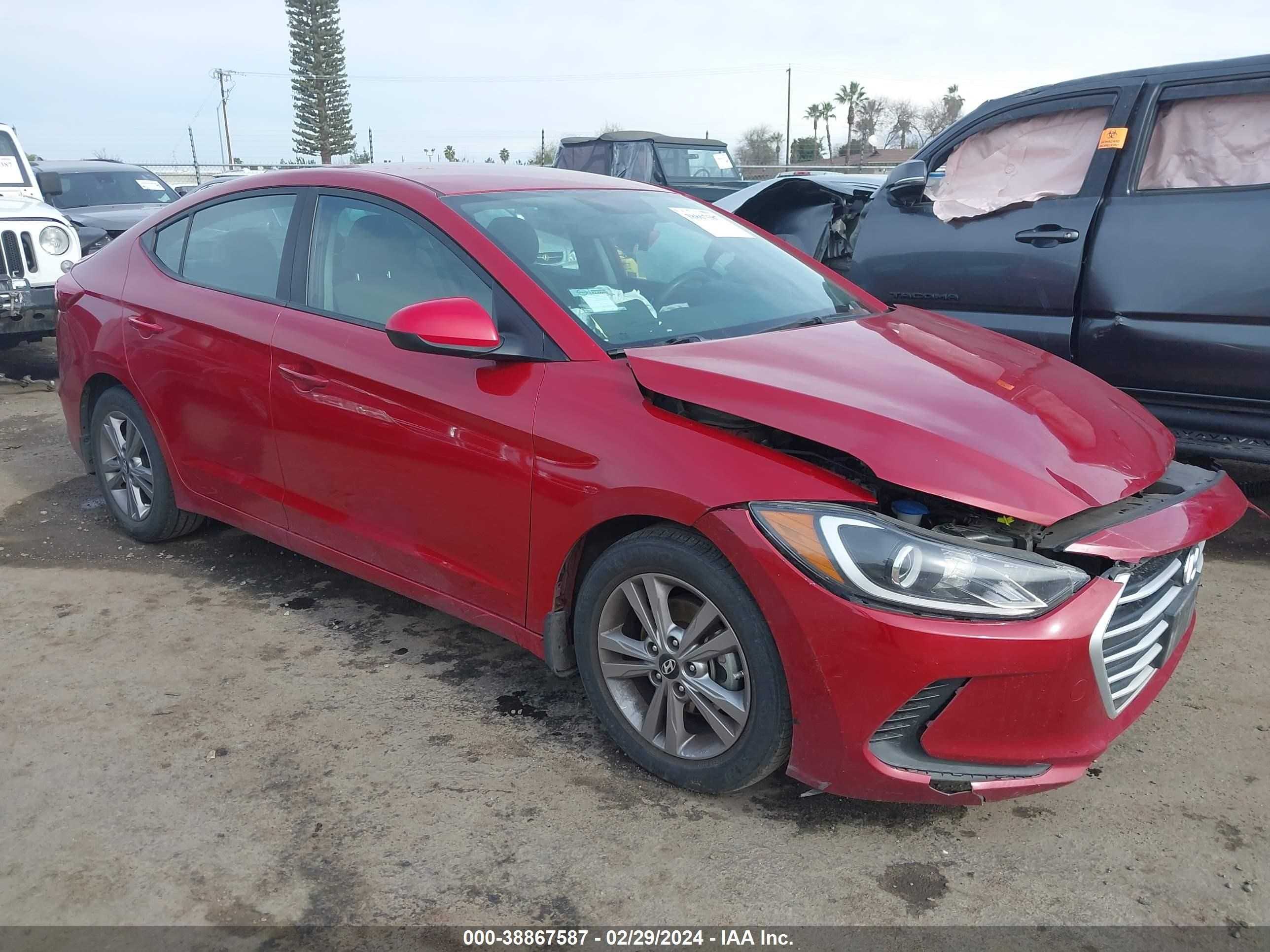 HYUNDAI ELANTRA 2018 kmhd84lf6ju547121