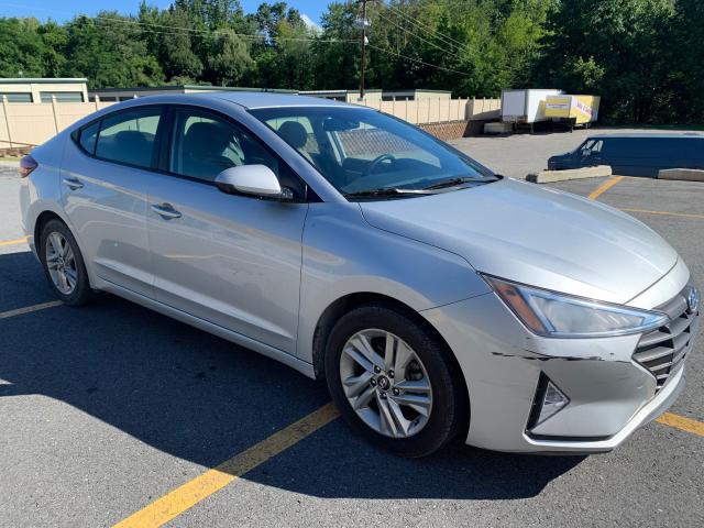 HYUNDAI ELANTRA SE 2019 kmhd84lf6ku746476