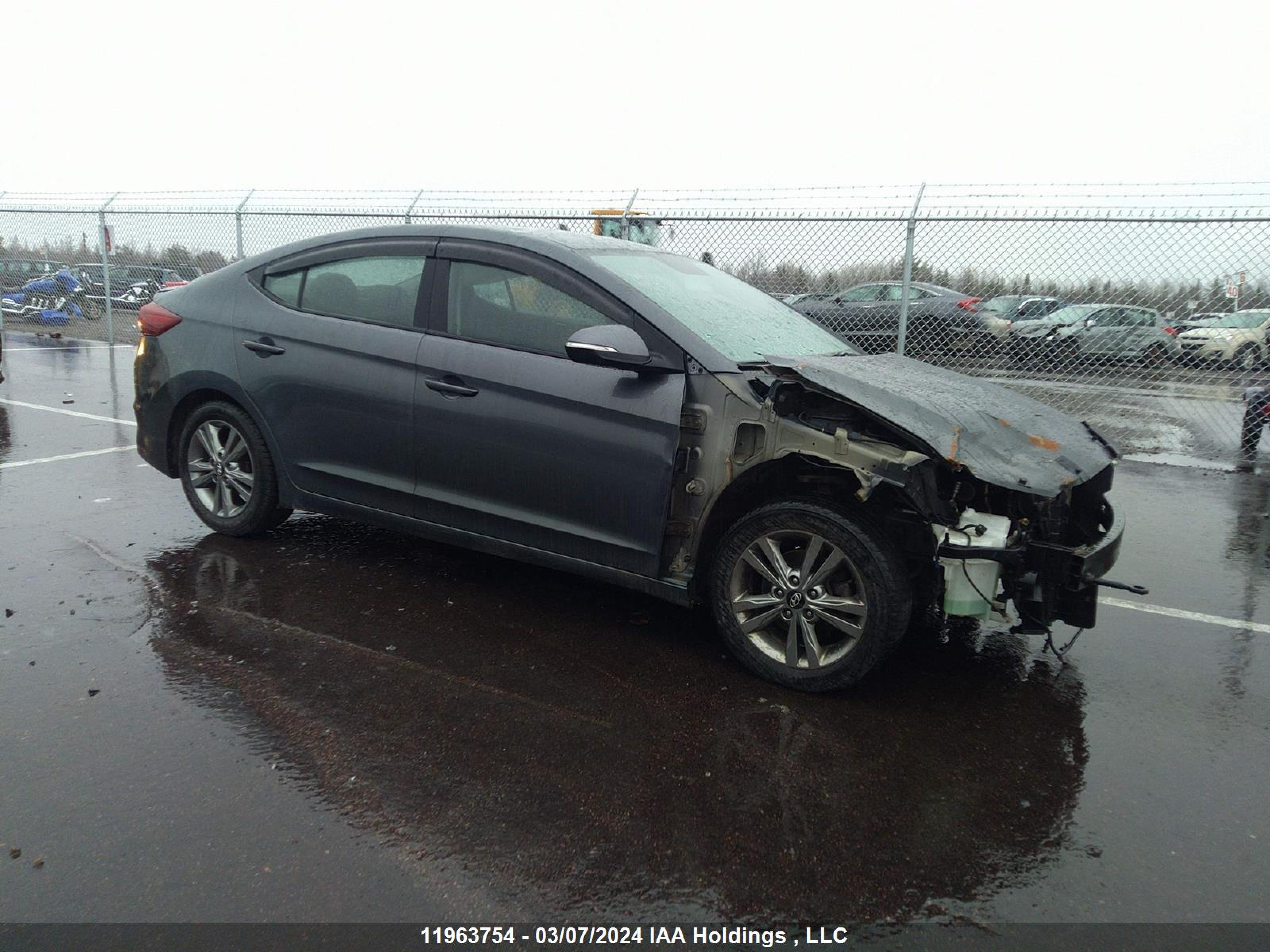 HYUNDAI ELANTRA 2017 kmhd84lf7hu112859