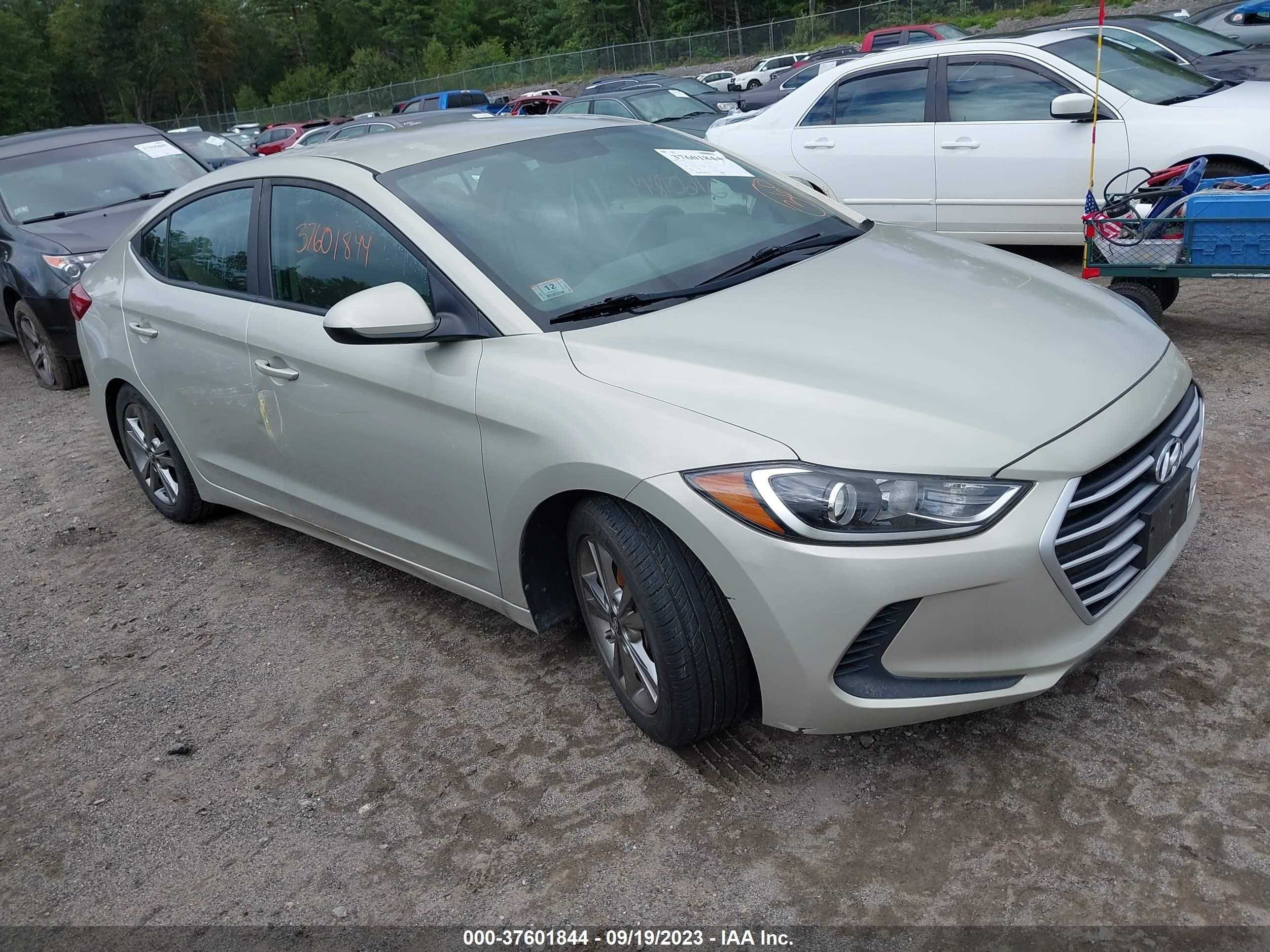 HYUNDAI ELANTRA 2017 kmhd84lf7hu227509