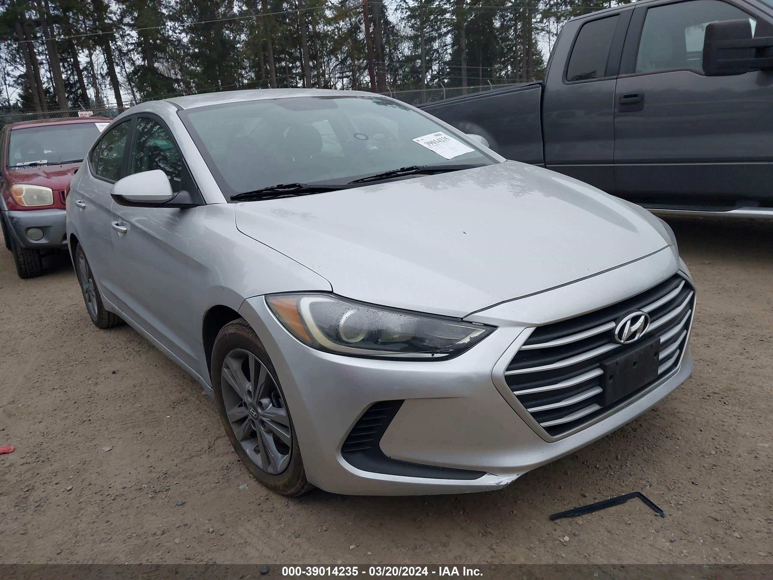 HYUNDAI ELANTRA 2018 kmhd84lf7ju502995