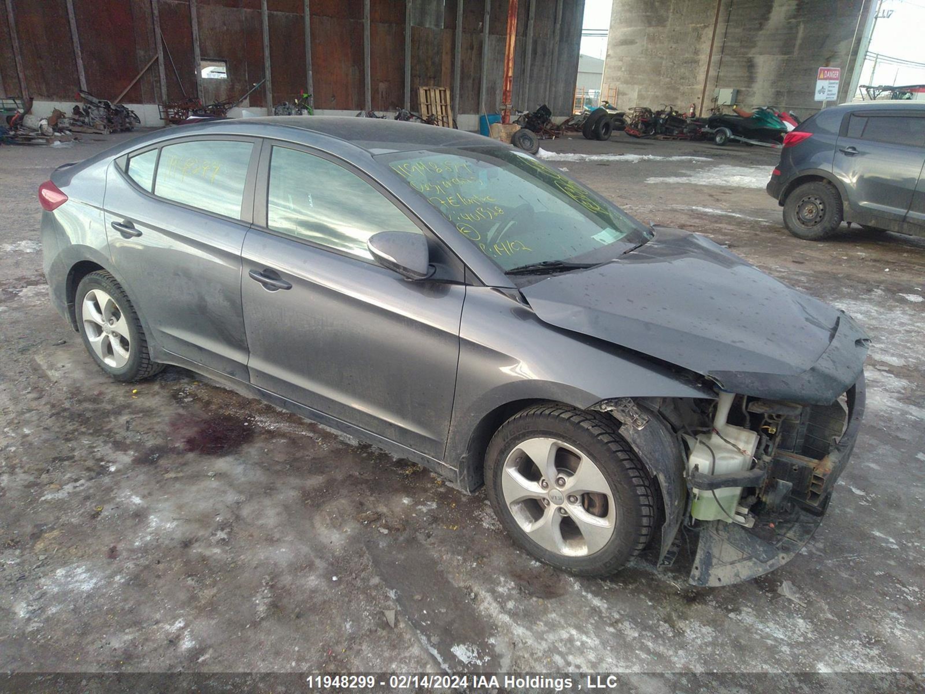 HYUNDAI ELANTRA 2017 kmhd84lf8hu401328