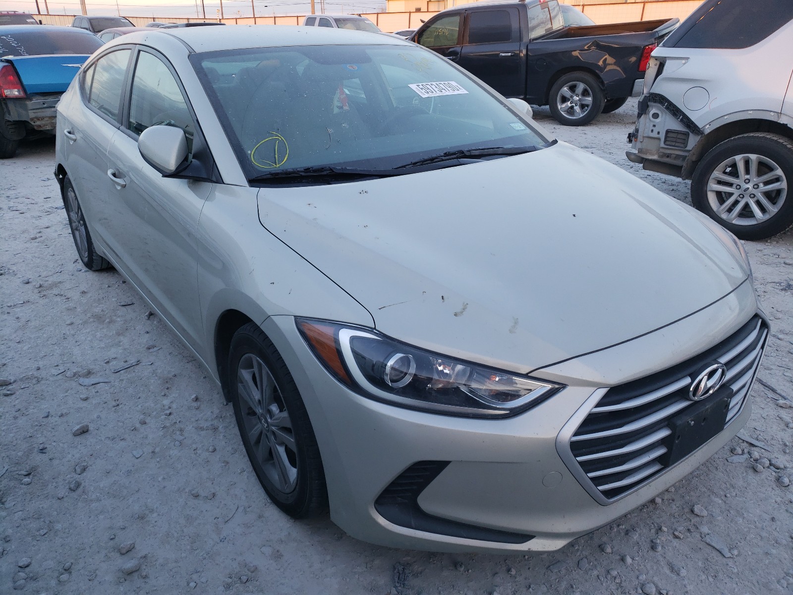 HYUNDAI NULL 2018 kmhd84lf8ju590990