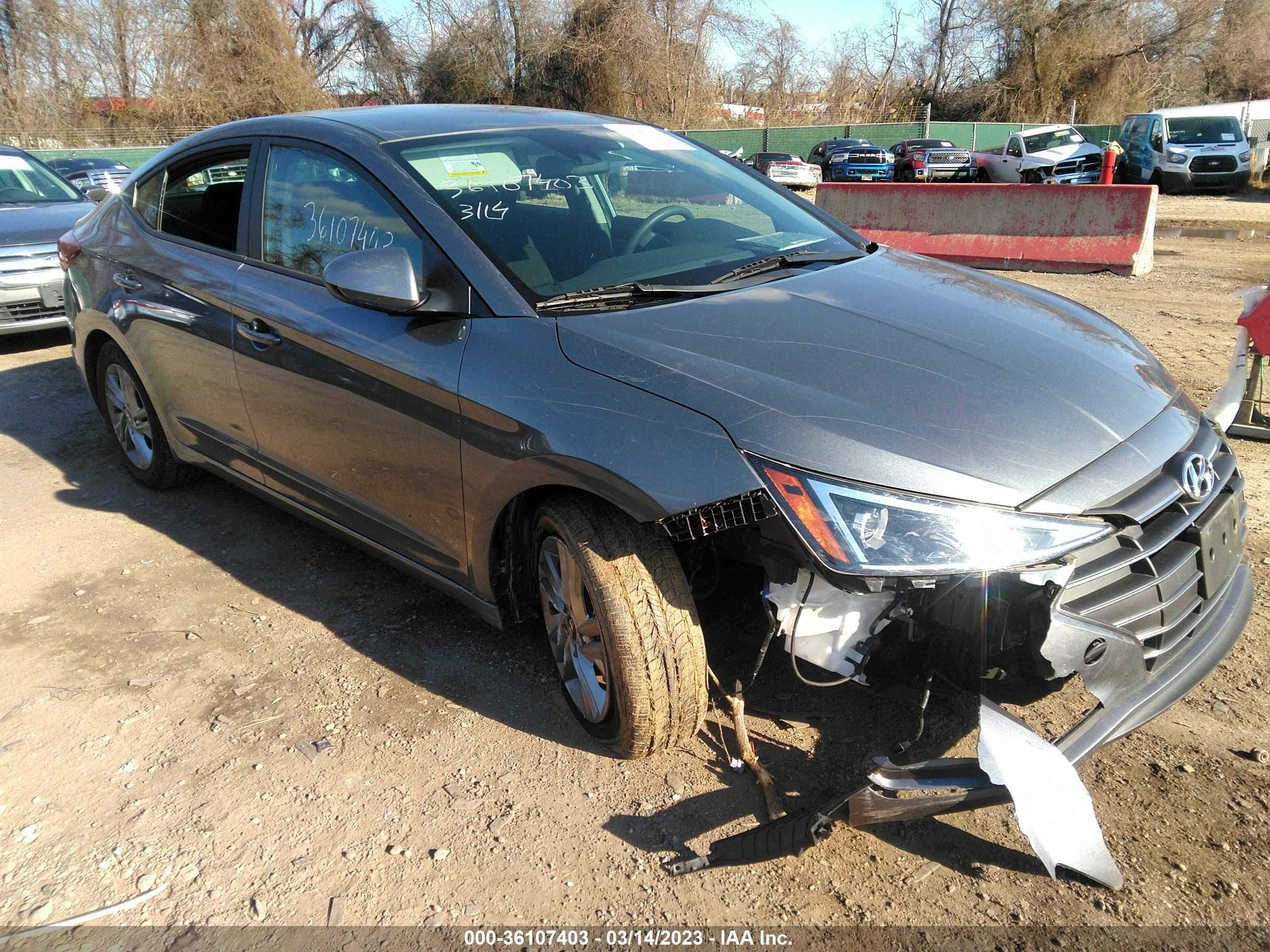 HYUNDAI ELANTRA 2019 kmhd84lf8ku810131