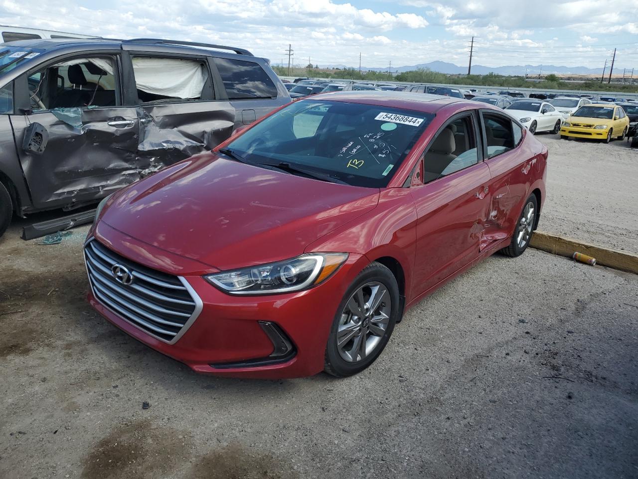 HYUNDAI ELANTRA 2017 kmhd84lf9hu398861