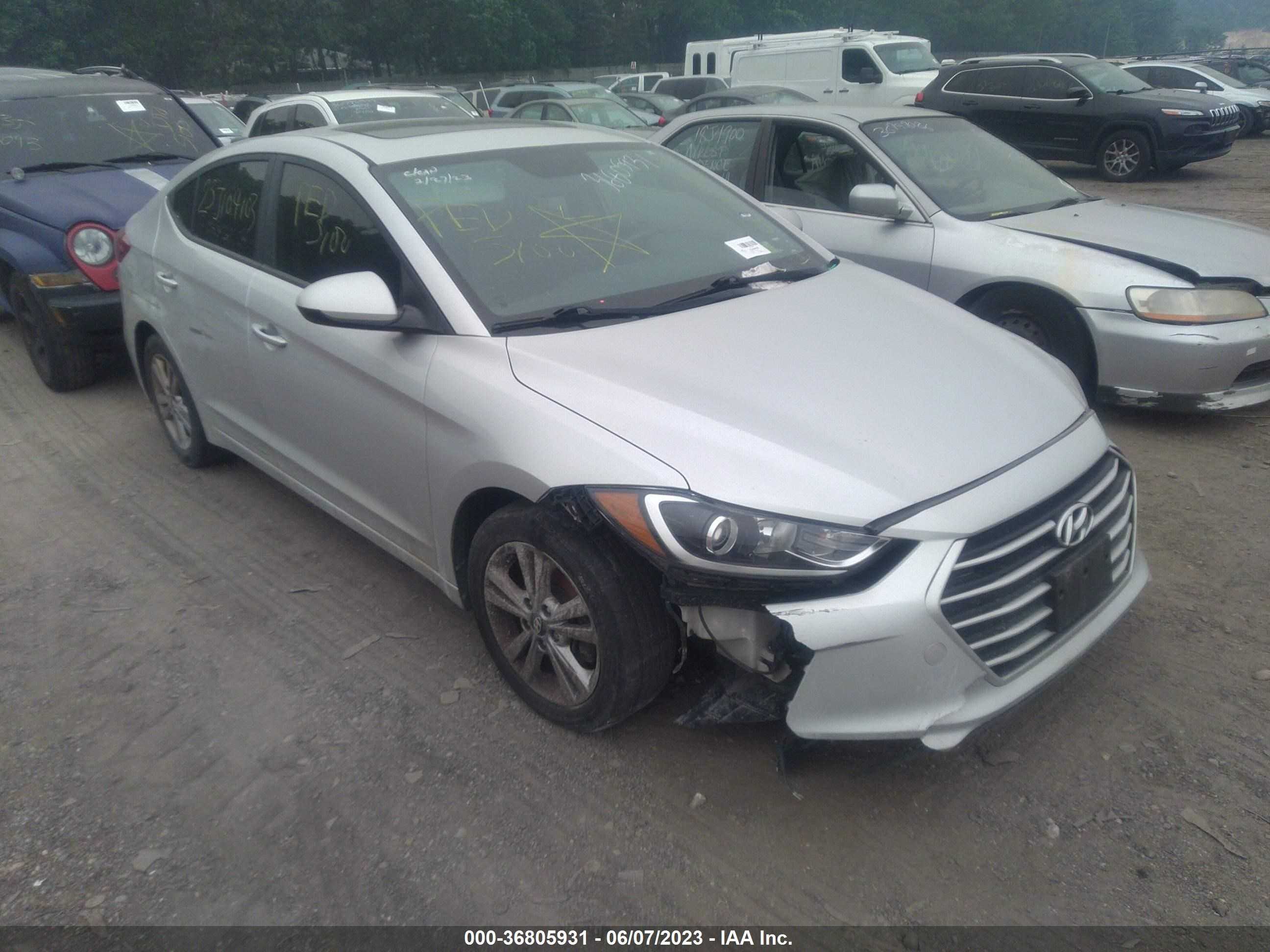 HYUNDAI ELANTRA 2018 kmhd84lf9ju493278