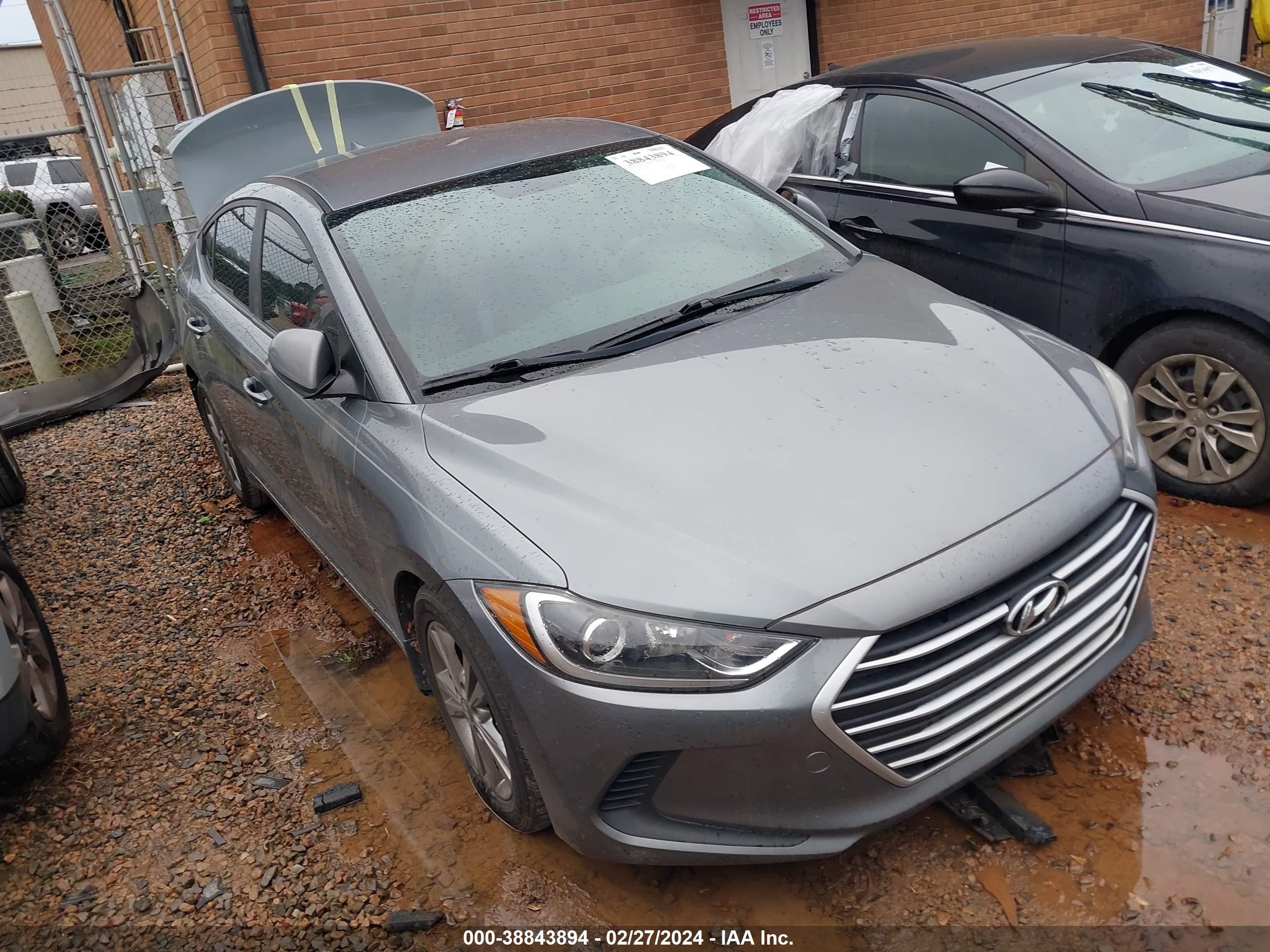 HYUNDAI ELANTRA 2018 kmhd84lf9ju527834