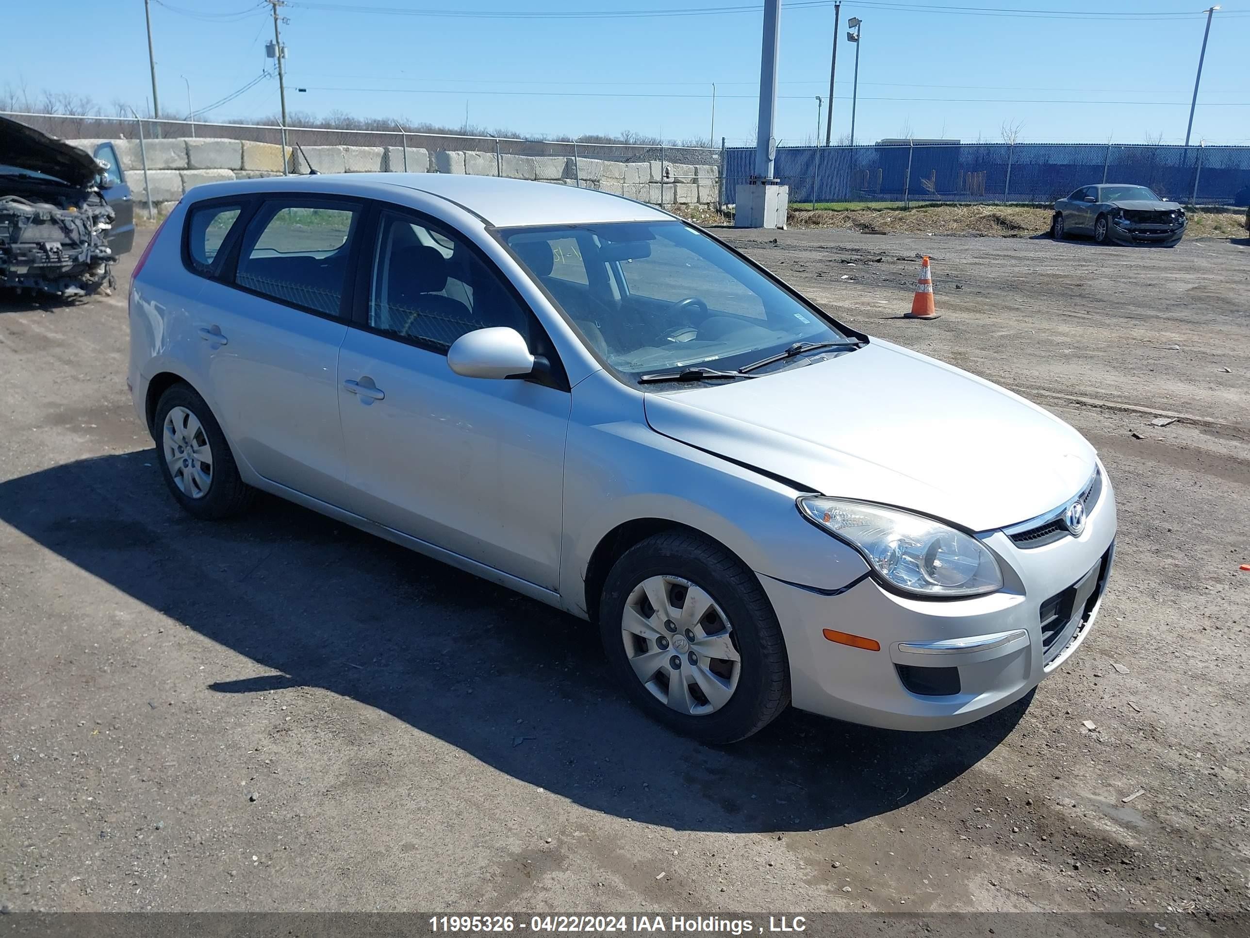 HYUNDAI ELANTRA 2011 kmhdb8ae1bu123673