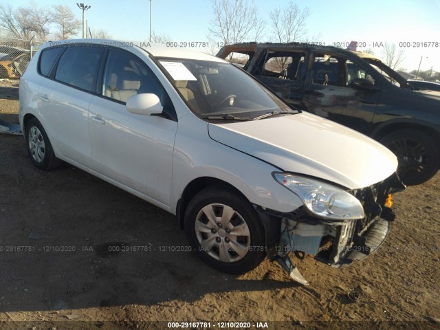 HYUNDAI ELANTRA TOURING 2011 kmhdb8ae1bu126220