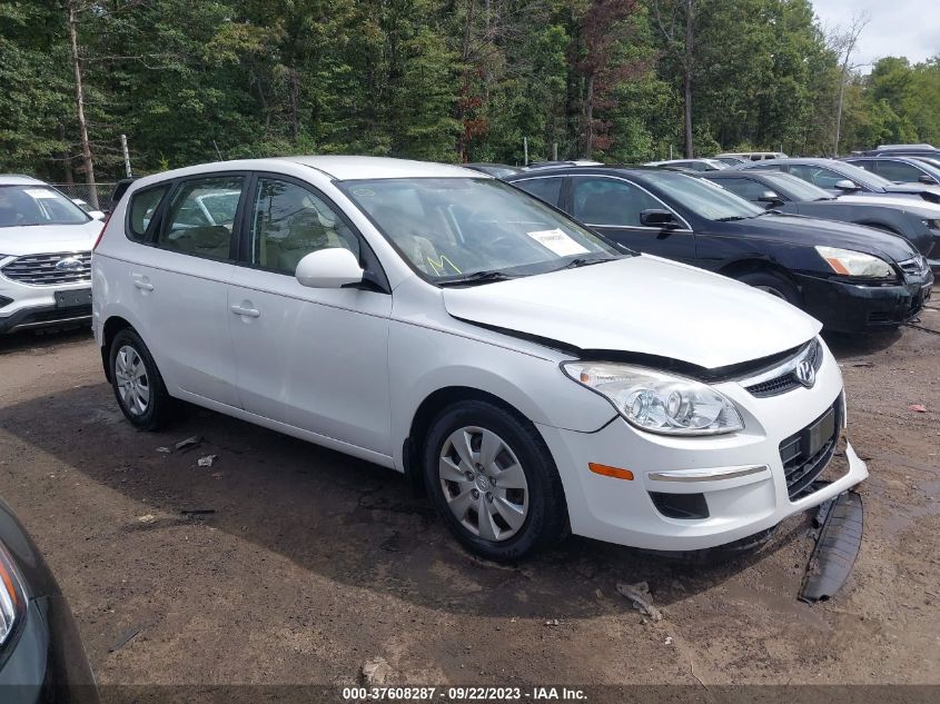 HYUNDAI ELANTRA 2010 kmhdb8ae3au065984