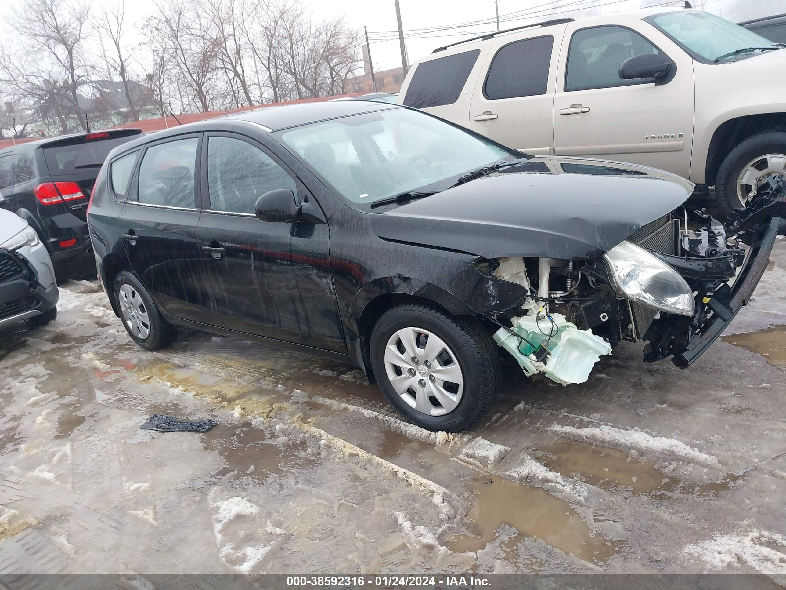 HYUNDAI ELANTRA 2010 kmhdb8ae8au069478