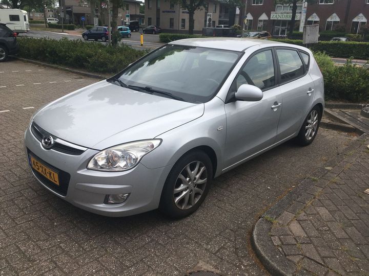 HYUNDAI I30 2007 kmhdc51dp8u014371