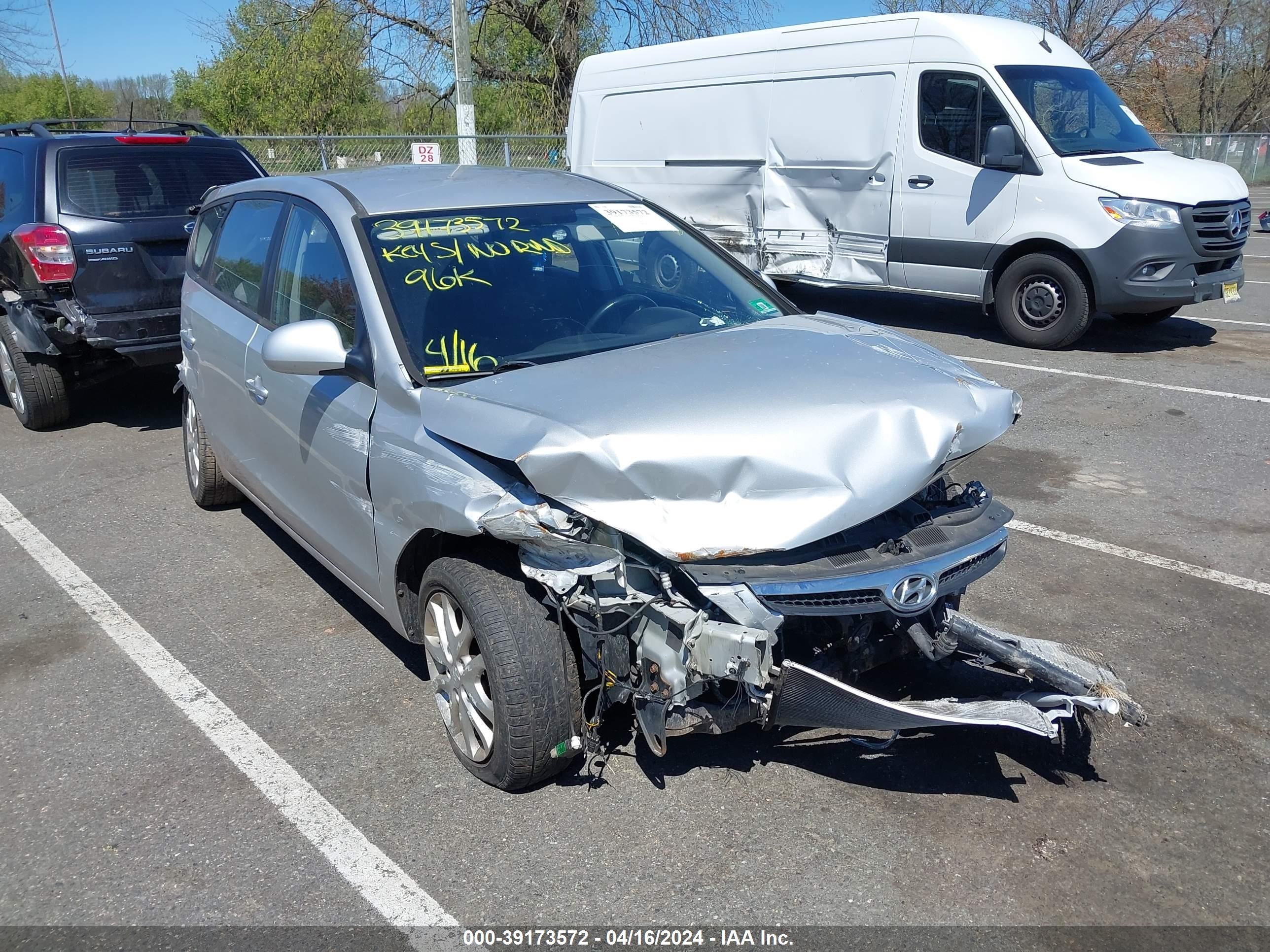 HYUNDAI ELANTRA 2009 kmhdc86e59u040733