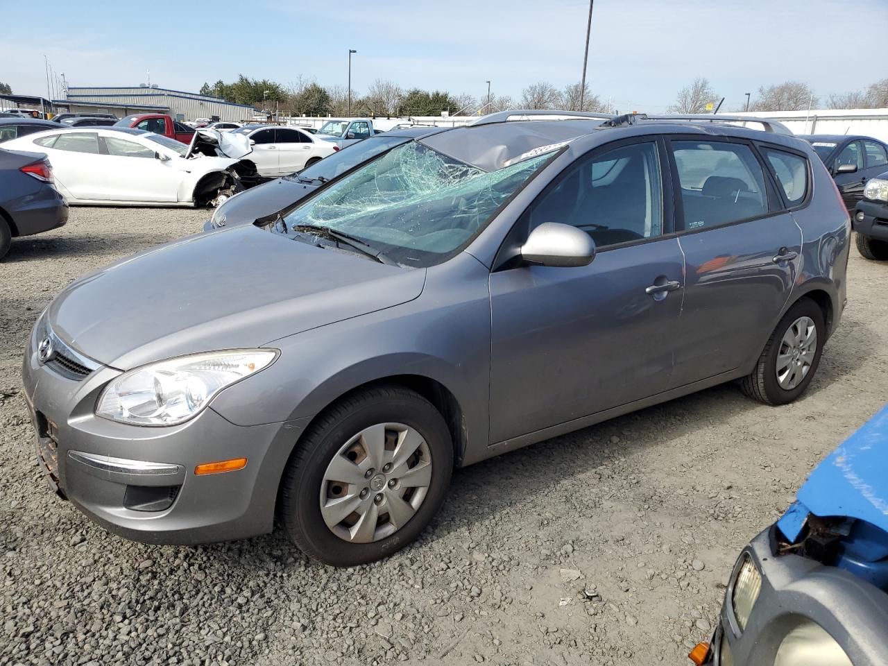 HYUNDAI ELANTRA 2011 kmhdc8ae6bu103027