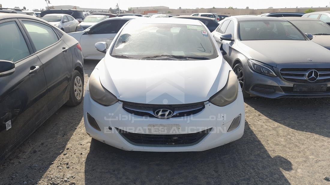 HYUNDAI ELANTRA 2014 kmhdg41e0eu819133