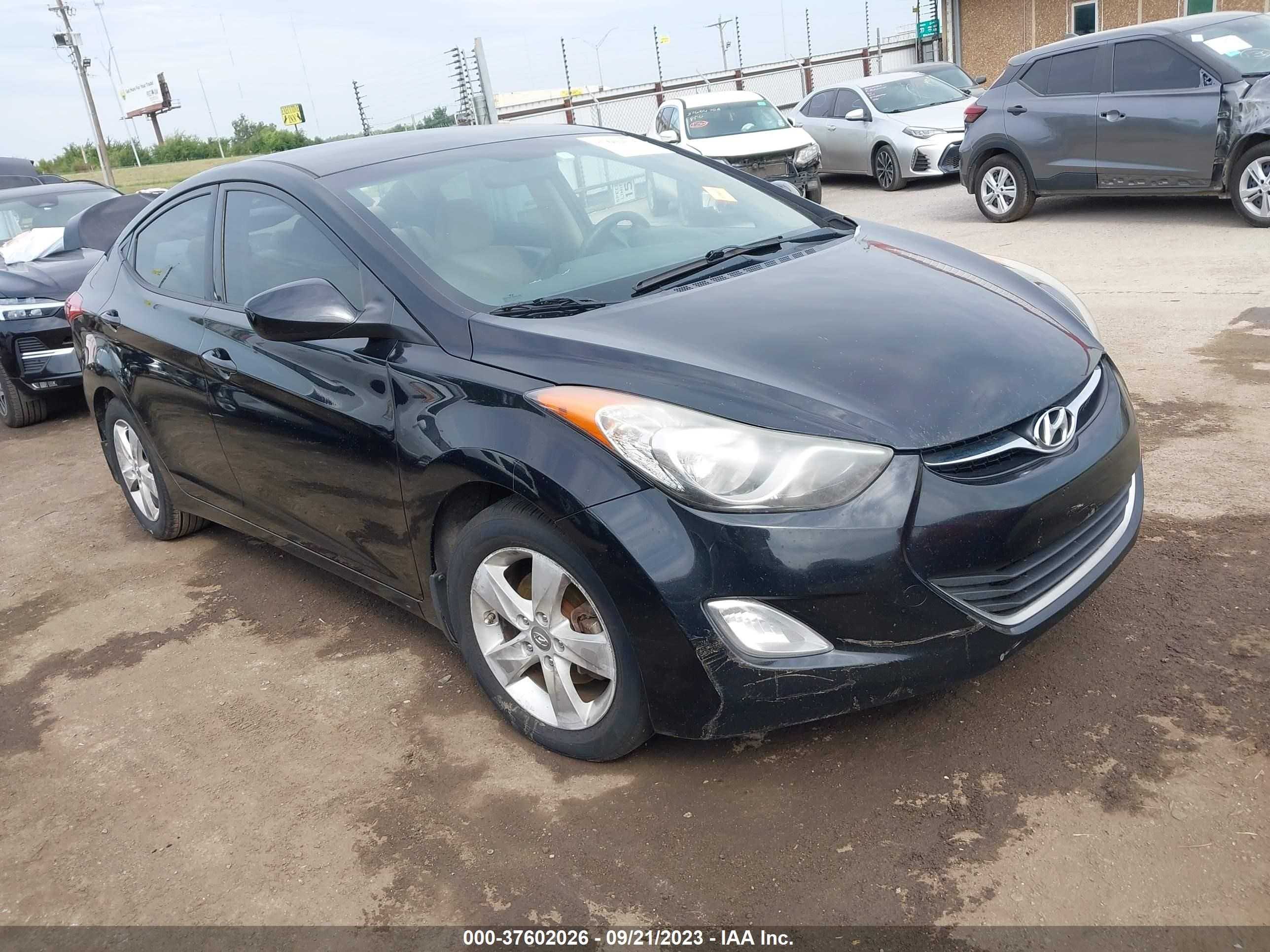 HYUNDAI ELANTRA 2013 kmhdh4ae0du630008