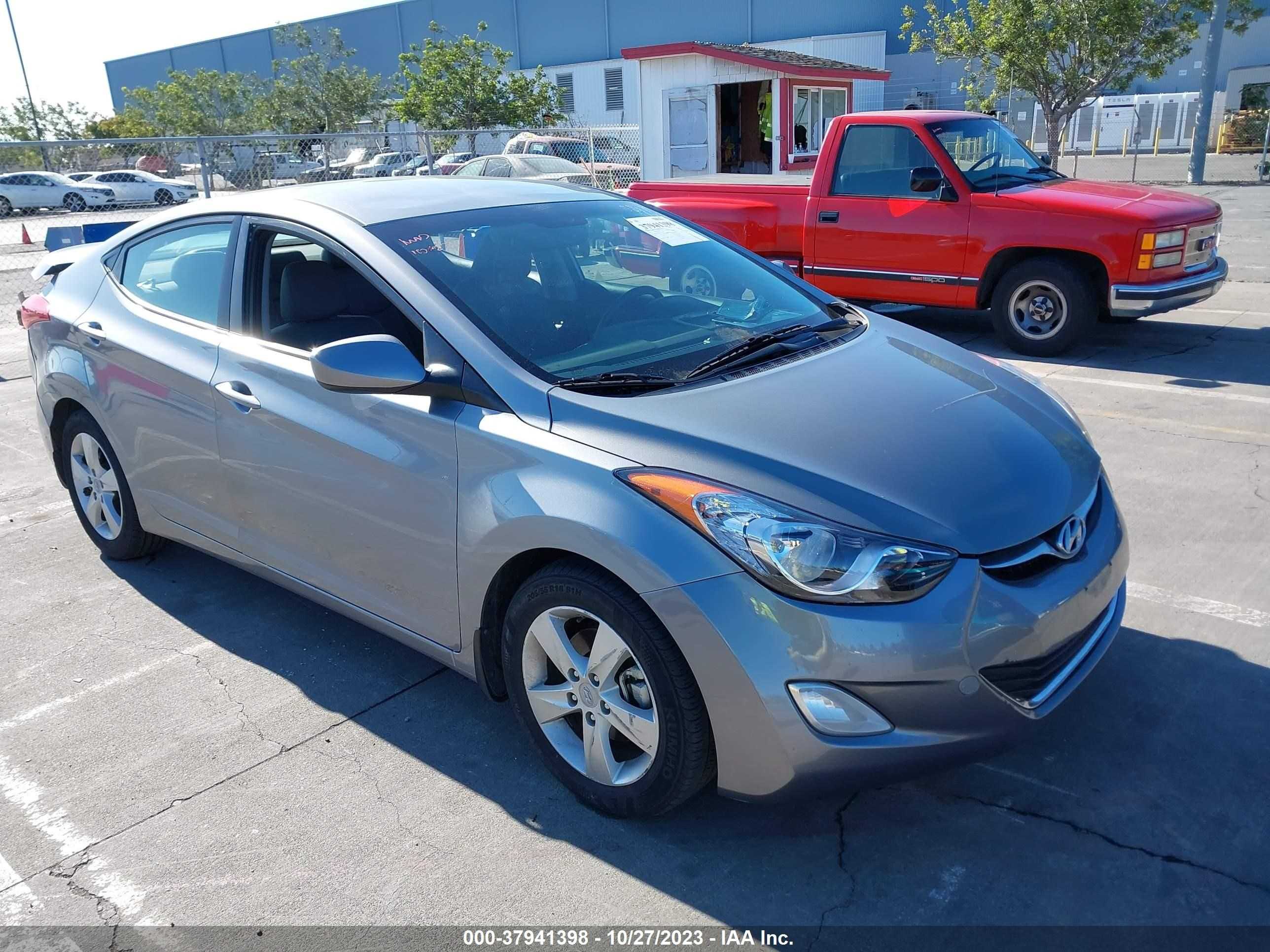 HYUNDAI ELANTRA 2013 kmhdh4ae0du715799