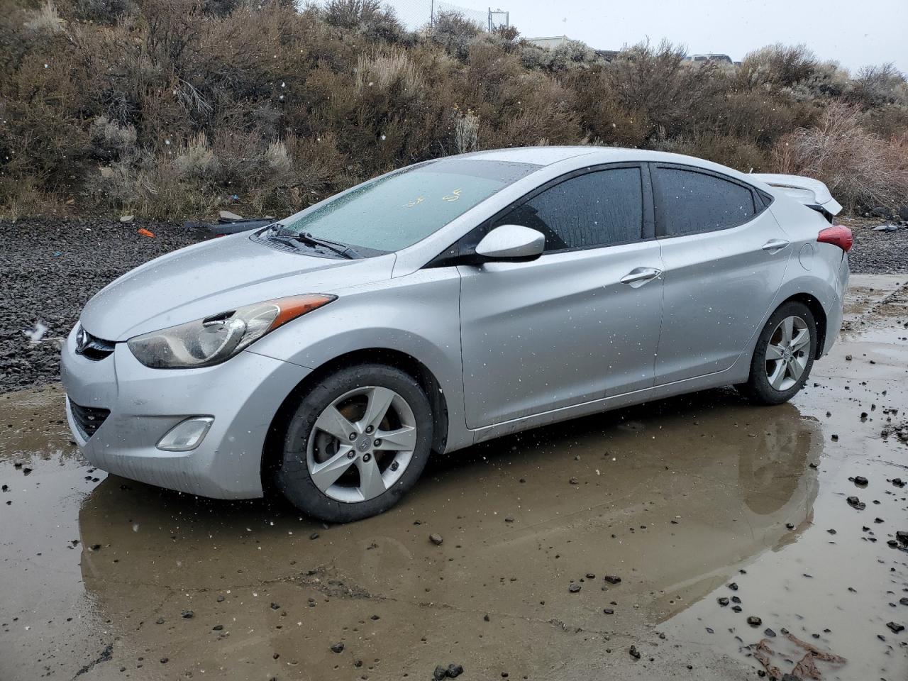 HYUNDAI ELANTRA 2013 kmhdh4ae0du769491