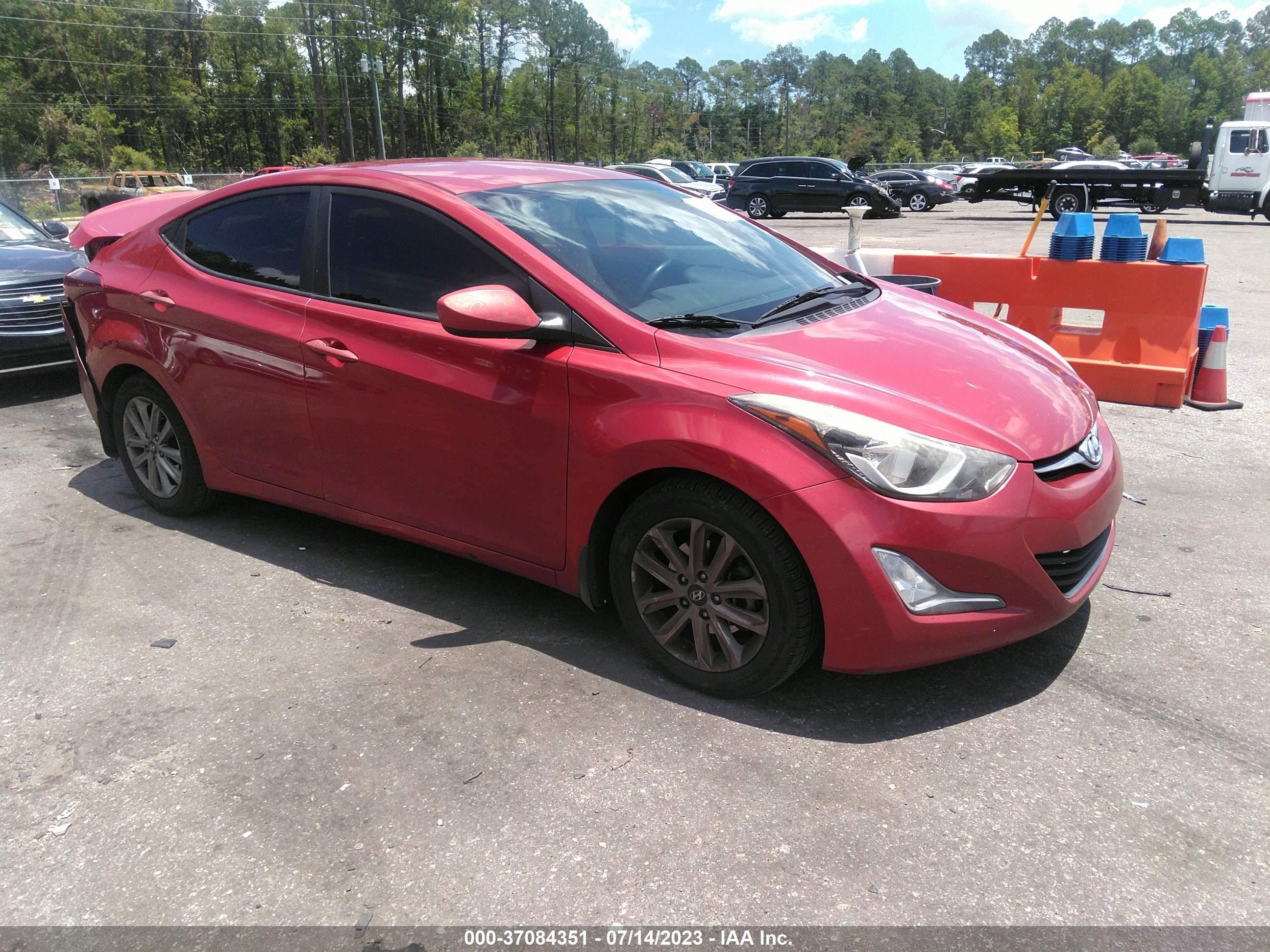 HYUNDAI ELANTRA 2015 kmhdh4ae0fu225818