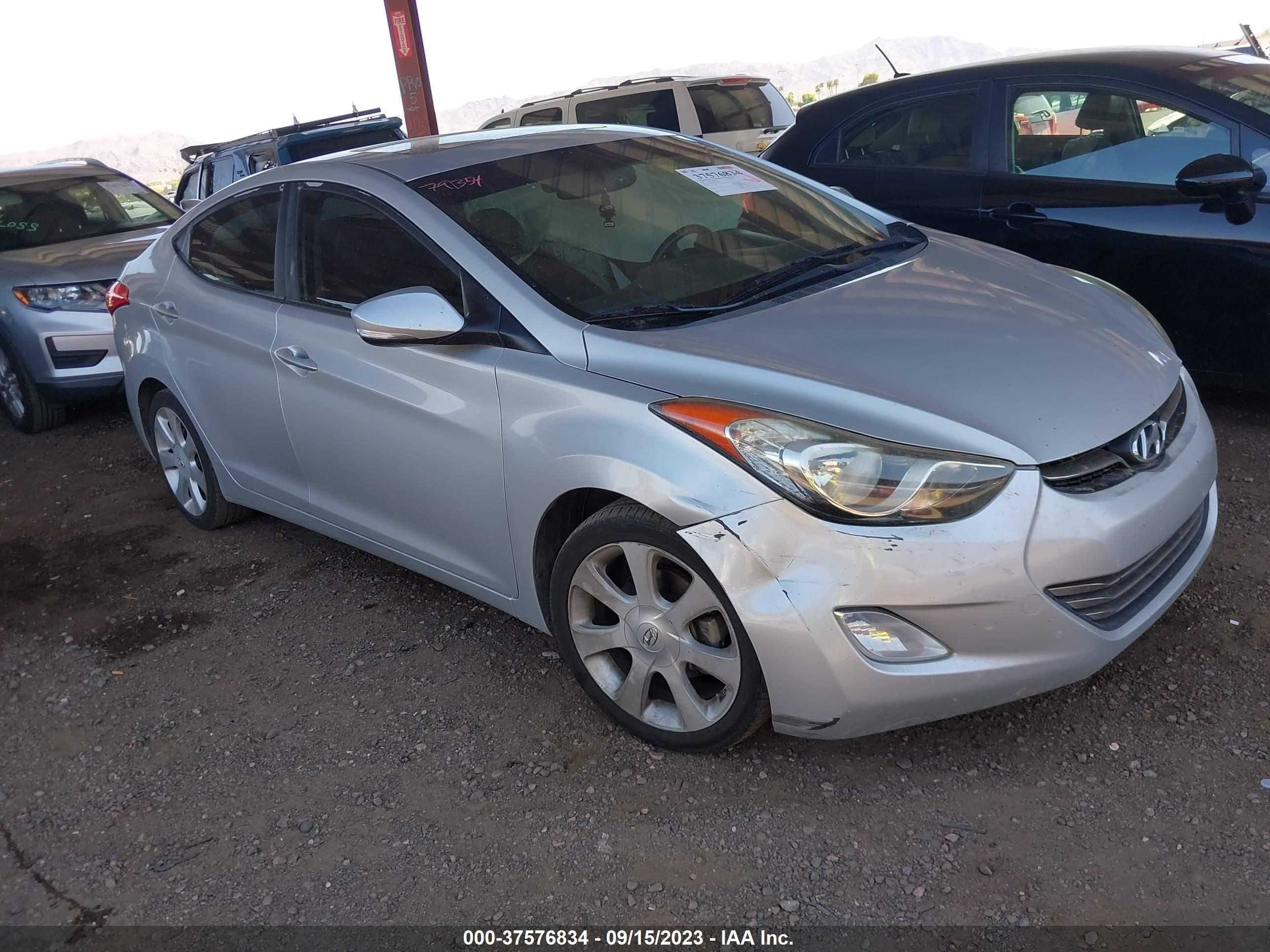 HYUNDAI ELANTRA 2013 kmhdh4ae1du791354