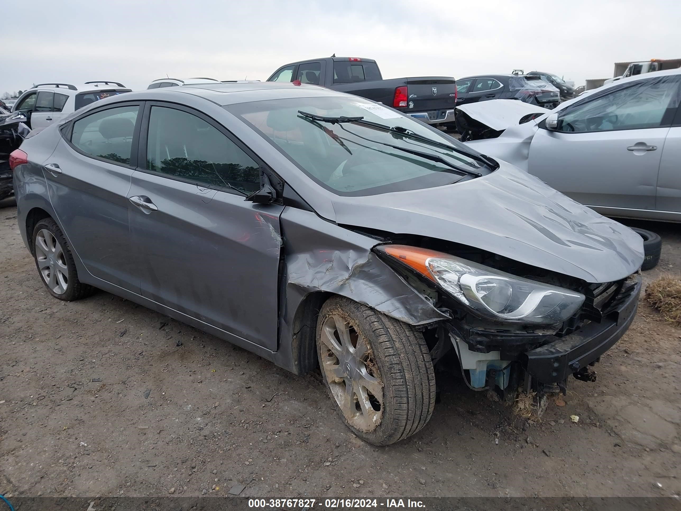 HYUNDAI ELANTRA 2013 kmhdh4ae1du882687