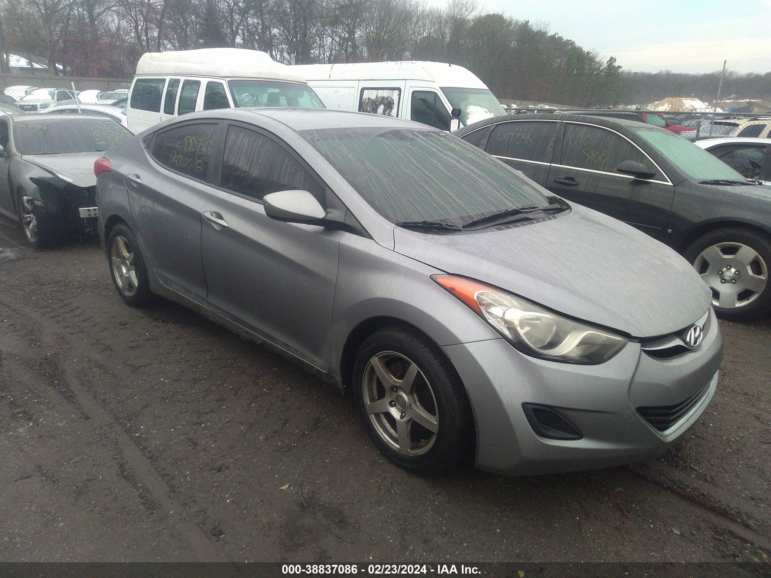 HYUNDAI ELANTRA 2012 kmhdh4ae2cu446901