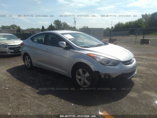 HYUNDAI ELANTRA 2013 kmhdh4ae2du534705