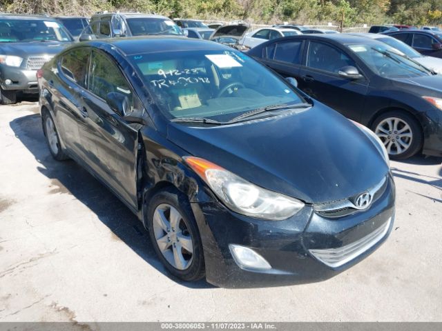 HYUNDAI ELANTRA 2013 kmhdh4ae2du748156