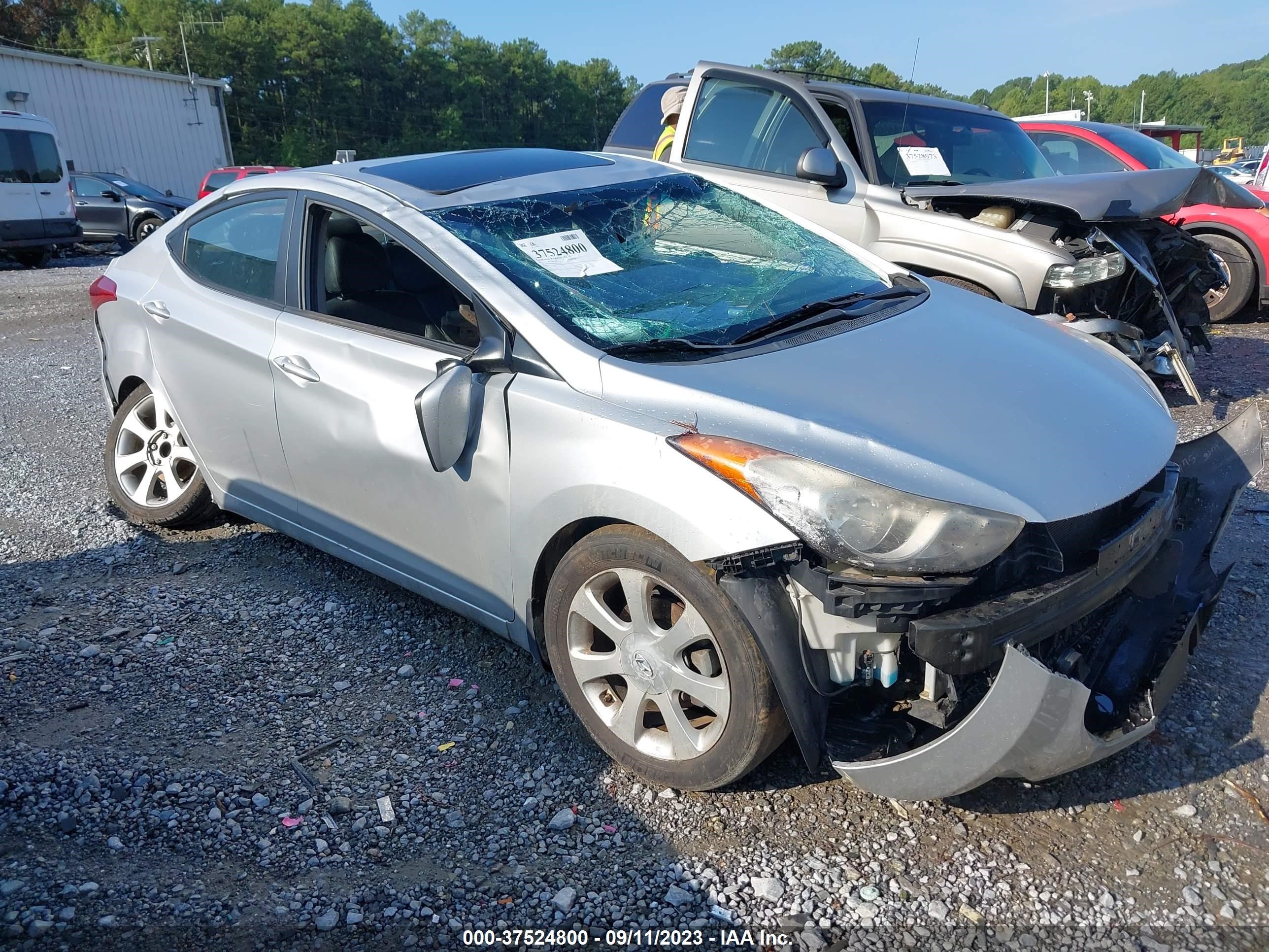 HYUNDAI ELANTRA 2013 kmhdh4ae2du779424