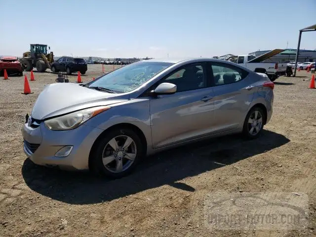 HYUNDAI ELANTRA 2013 kmhdh4ae2du810283