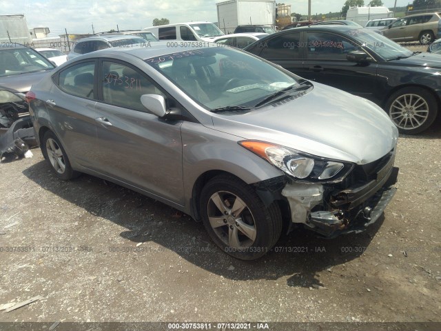 HYUNDAI ELANTRA 2013 kmhdh4ae2du951788