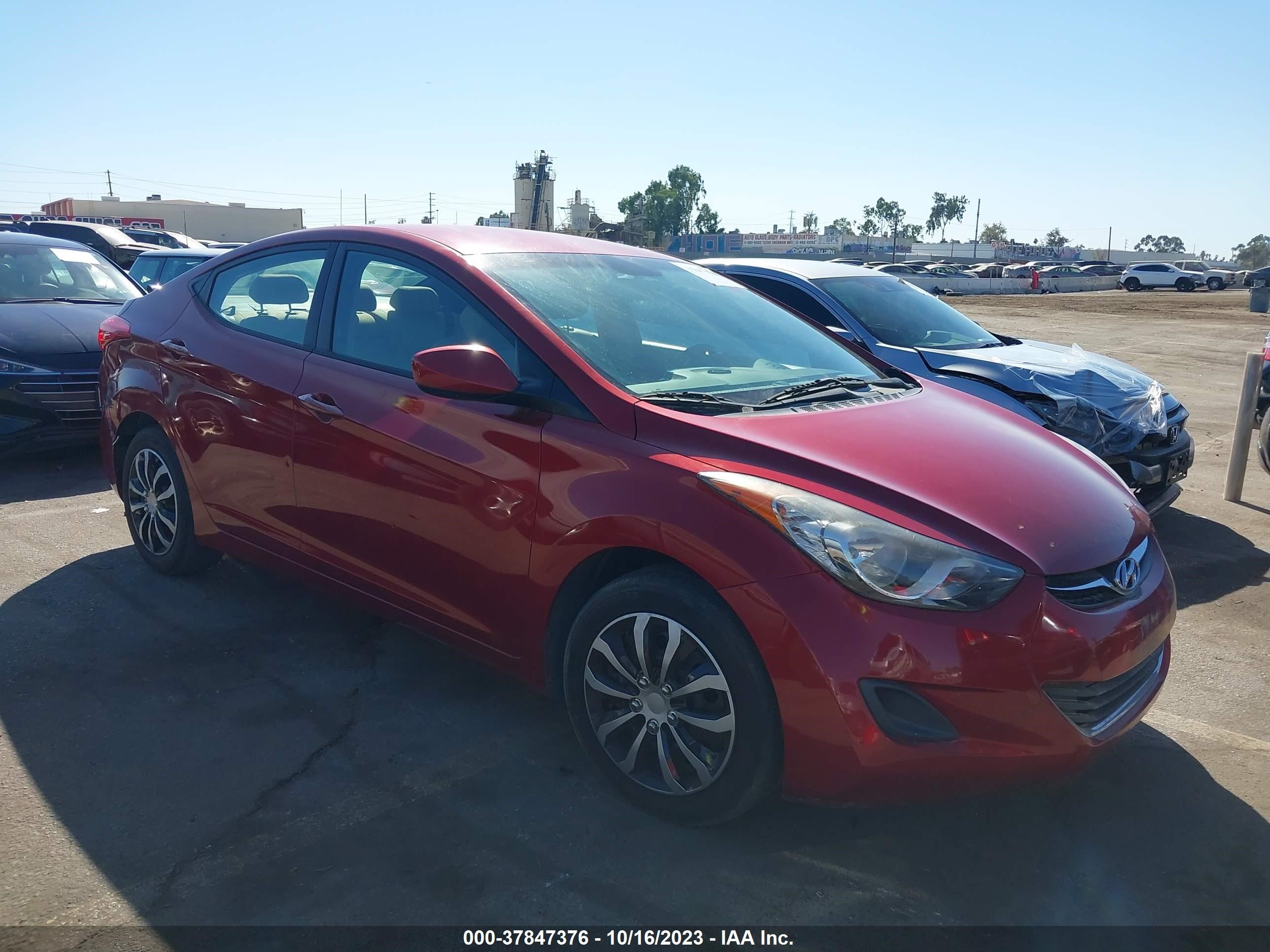 HYUNDAI ELANTRA 2012 kmhdh4ae3cu297978