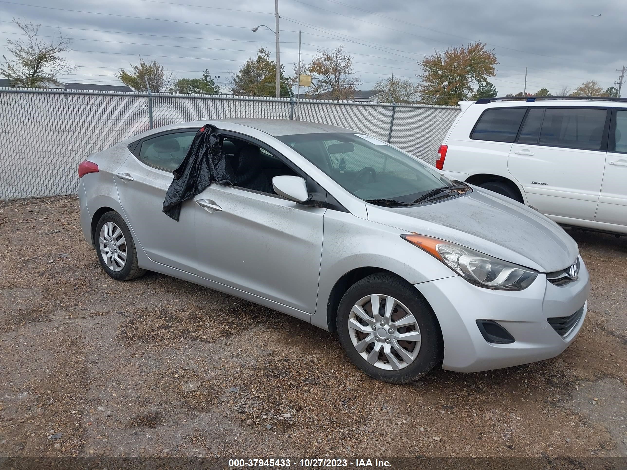 HYUNDAI ELANTRA 2012 kmhdh4ae3cu355085