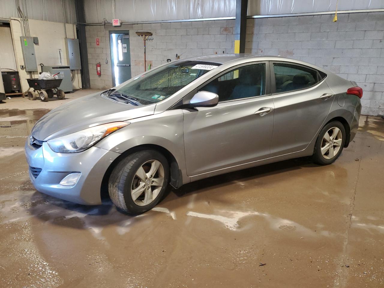 HYUNDAI ELANTRA 2013 kmhdh4ae3du561363