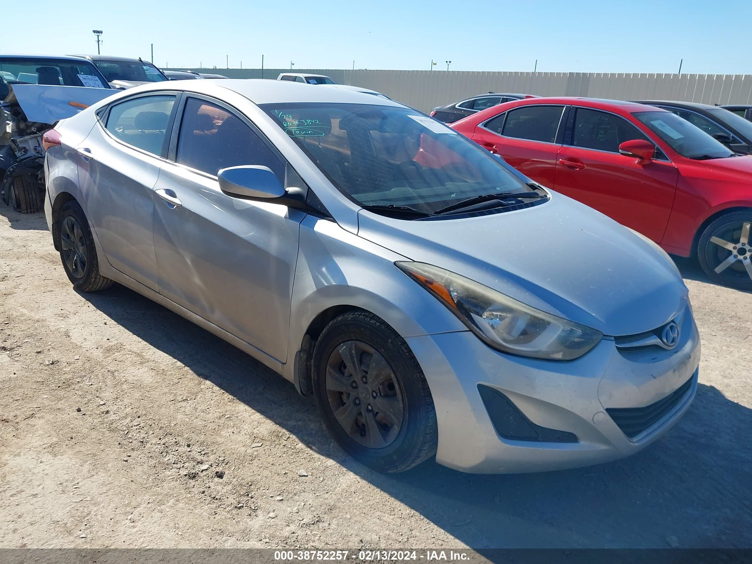 HYUNDAI ELANTRA 2016 kmhdh4ae3gu479248