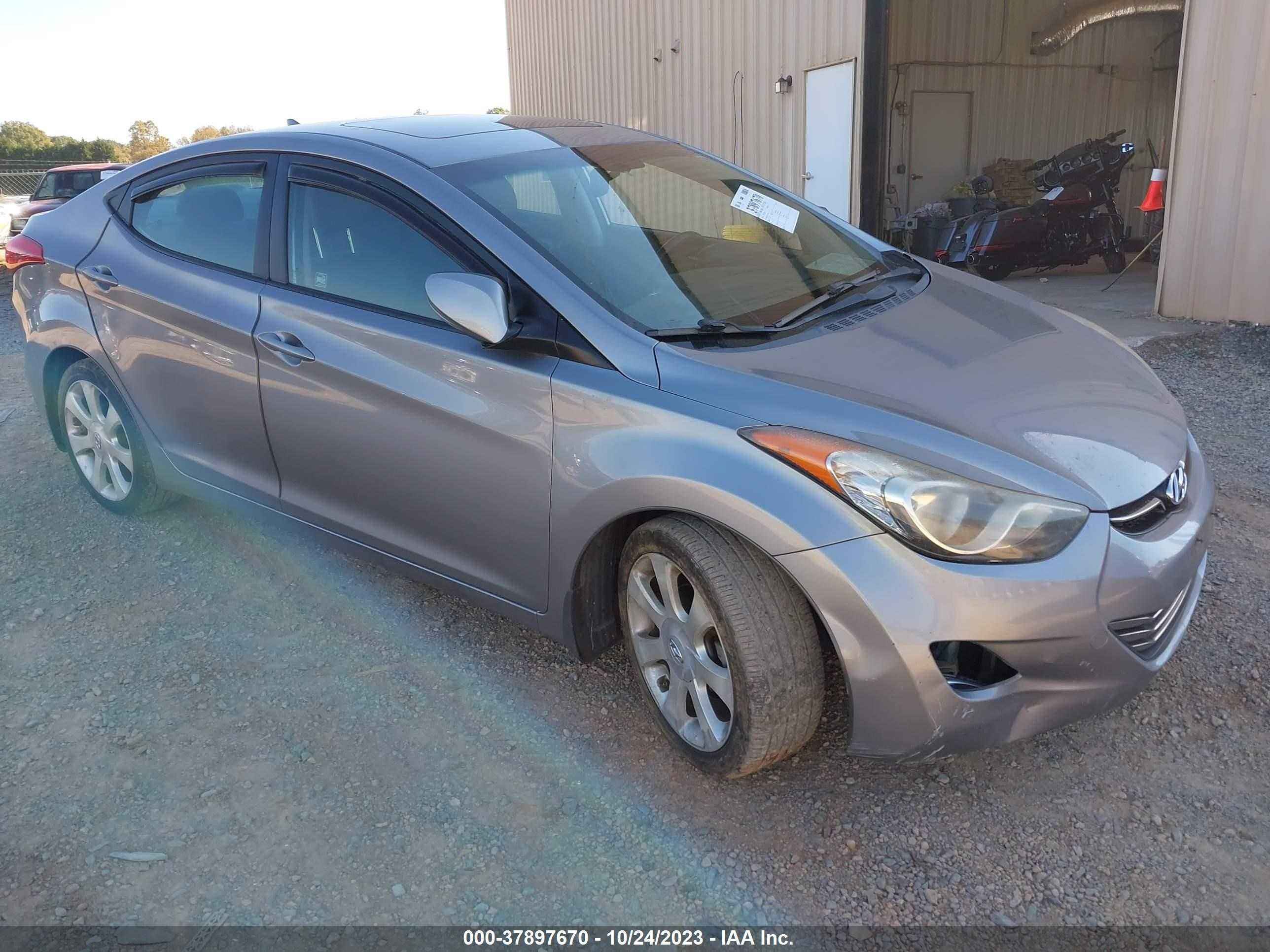 HYUNDAI ELANTRA 2013 kmhdh4ae4du710038