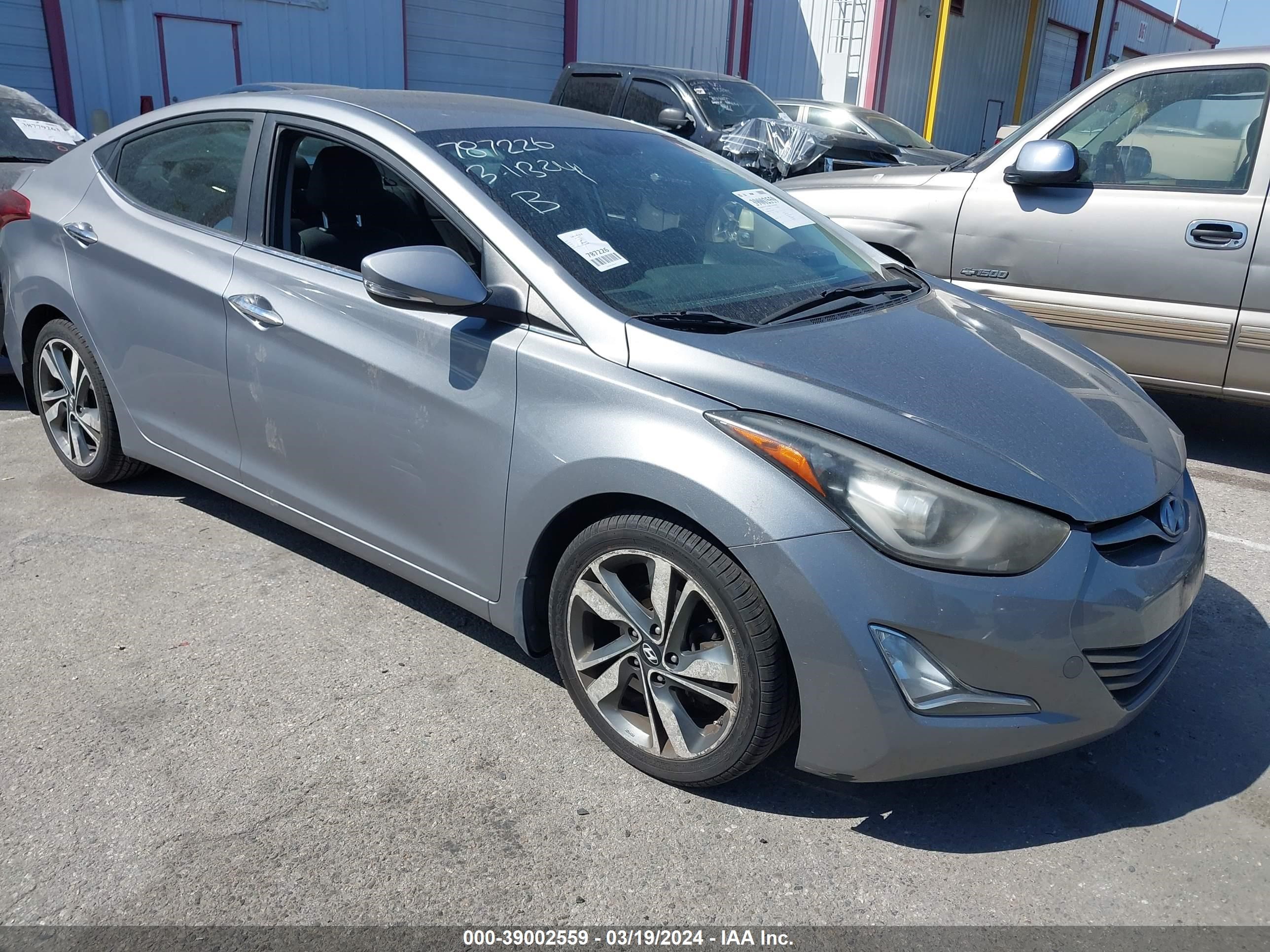 HYUNDAI ELANTRA 2015 kmhdh4ae4fu360610