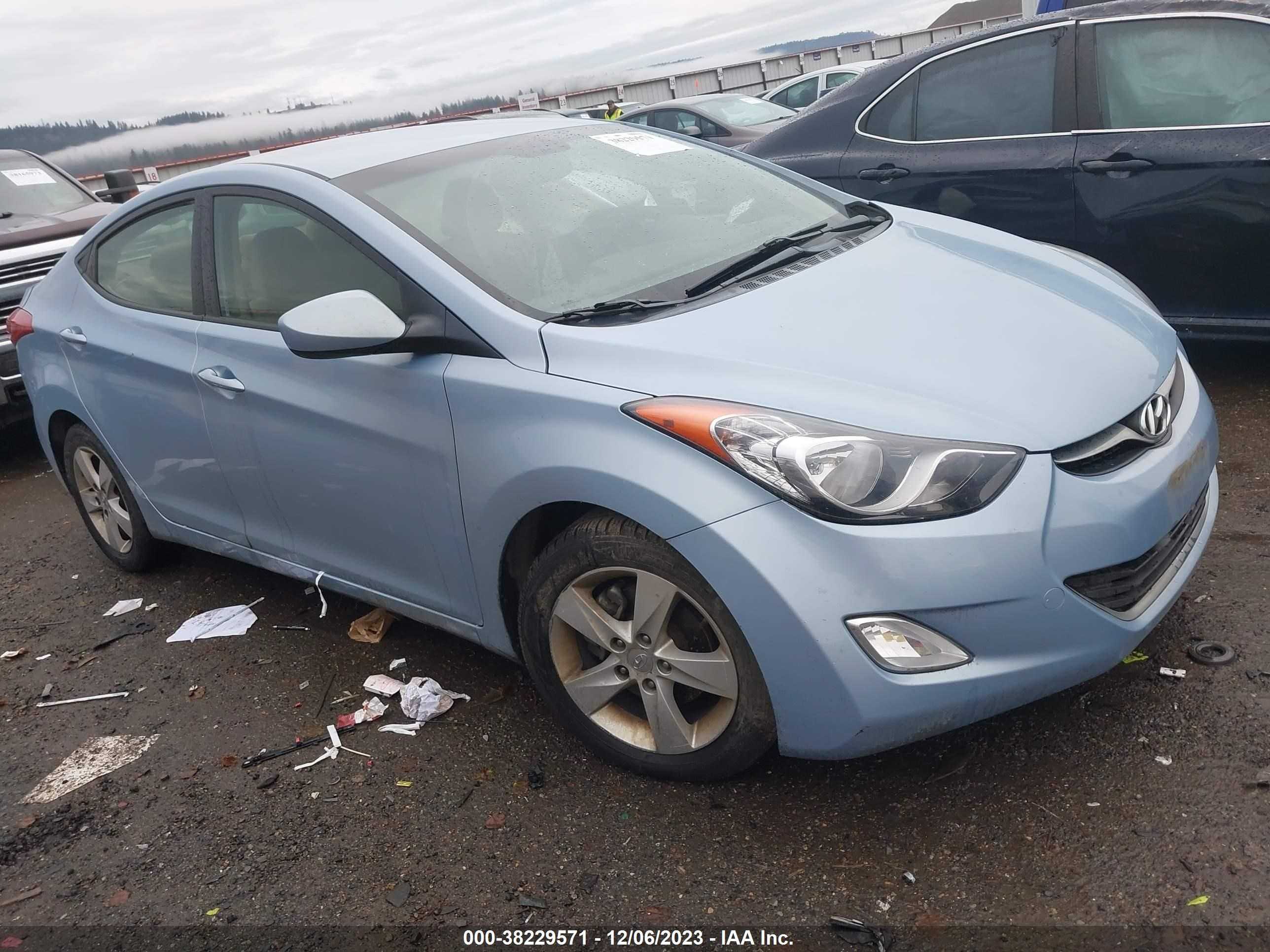 HYUNDAI ELANTRA 2012 kmhdh4ae5cu249463